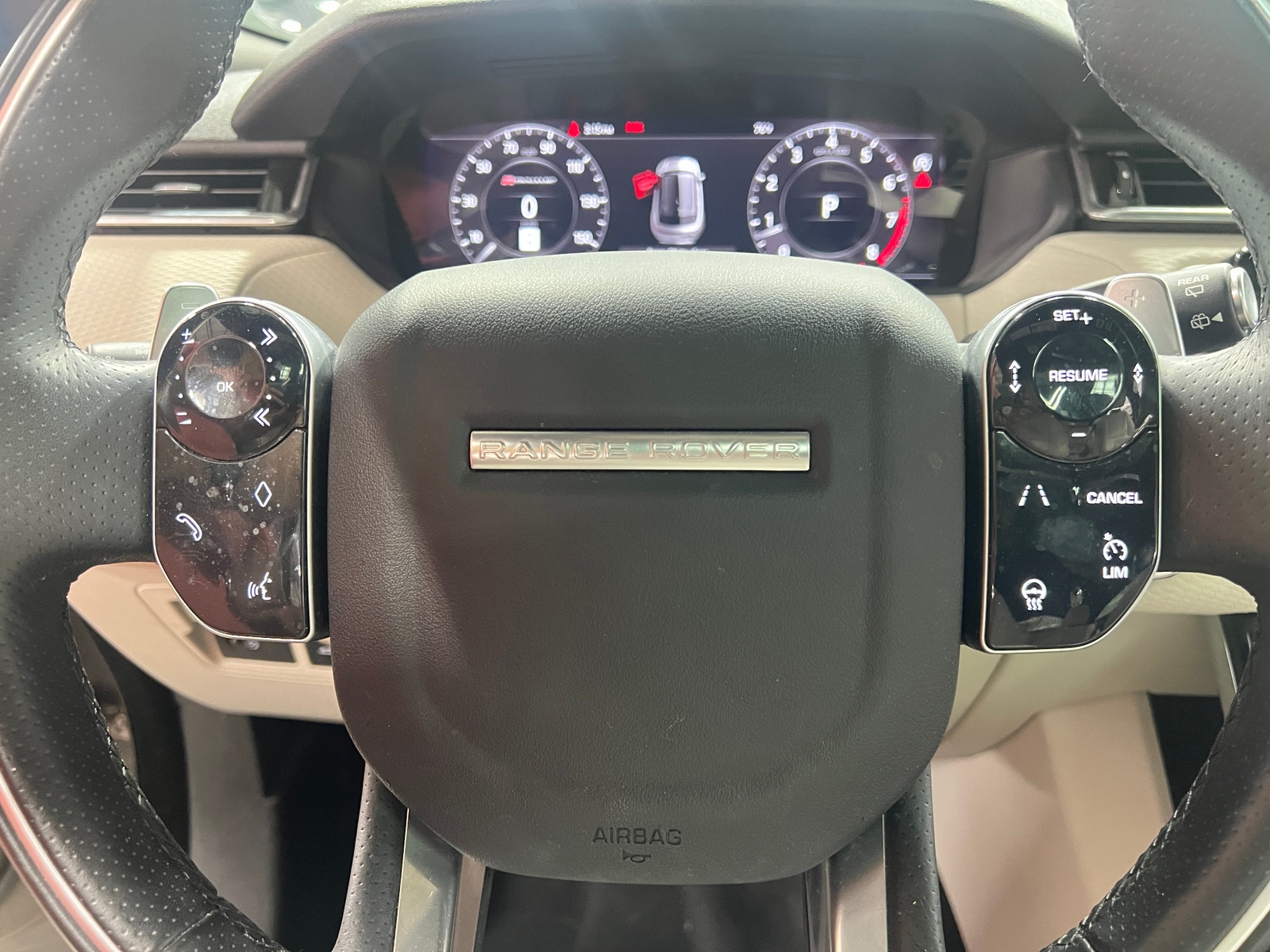 Thumbnail: 2020 Land Rover Range Rover Velar - 4