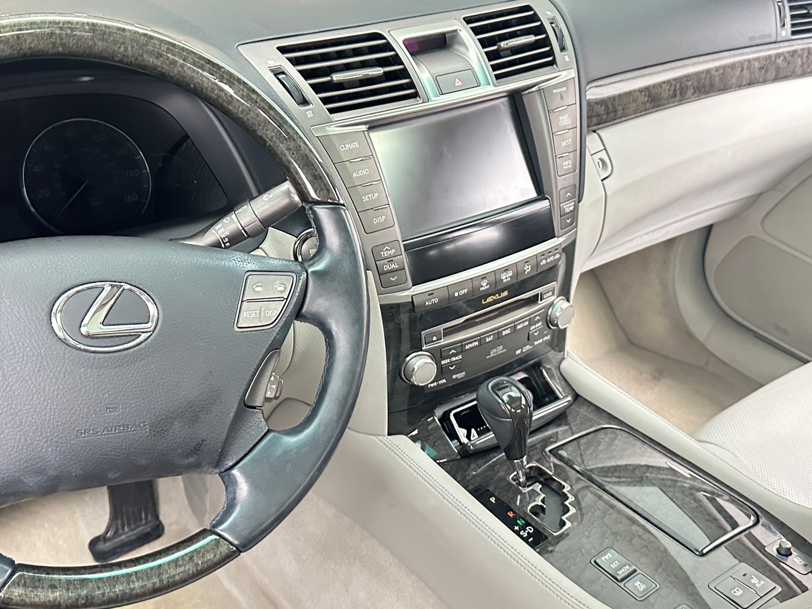 Thumbnail: 2012 Lexus LS - 2
