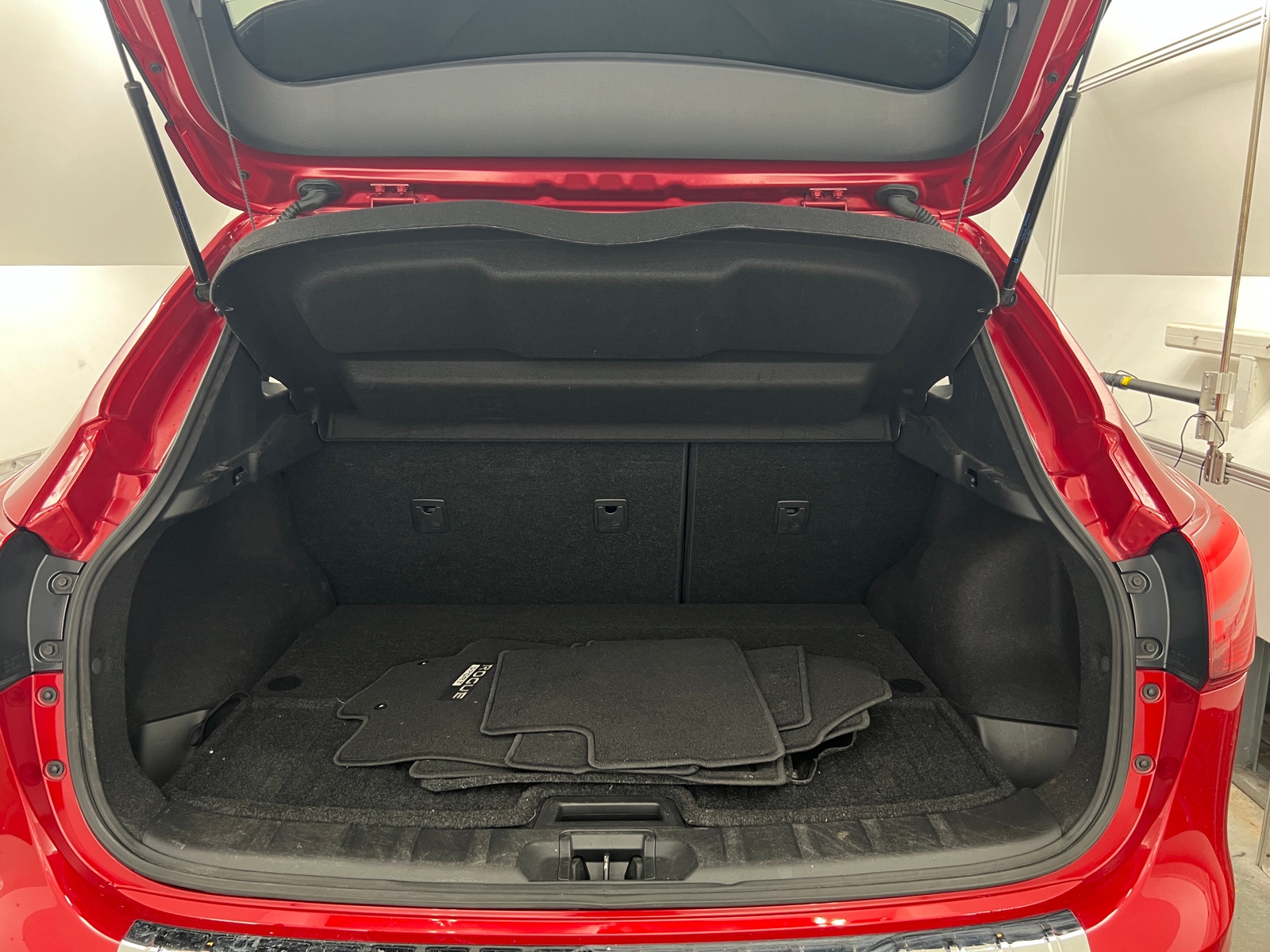 Thumbnail: 2018 Nissan Rogue Sport - 6