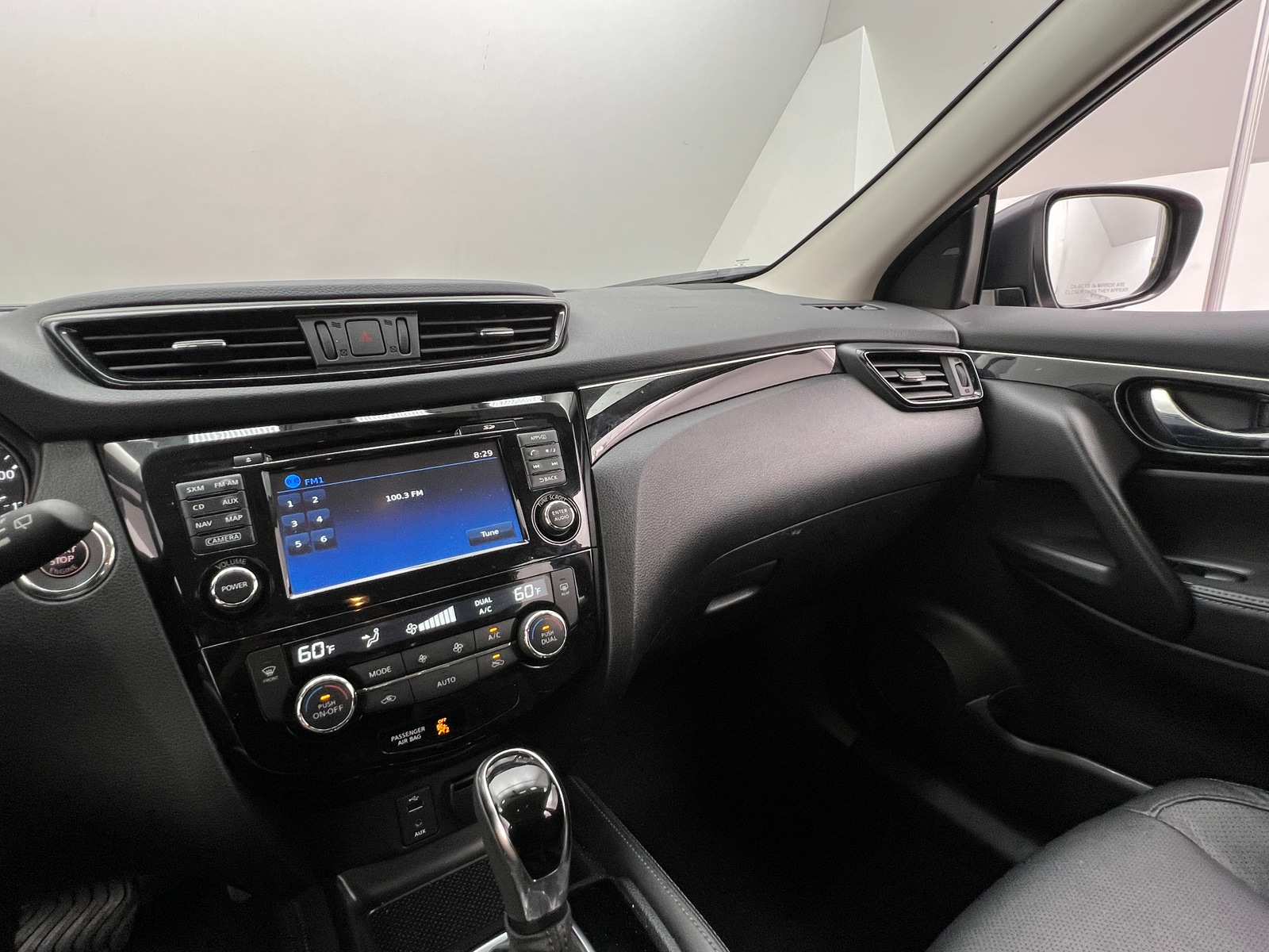 Thumbnail: 2018 Nissan Rogue Sport - 3