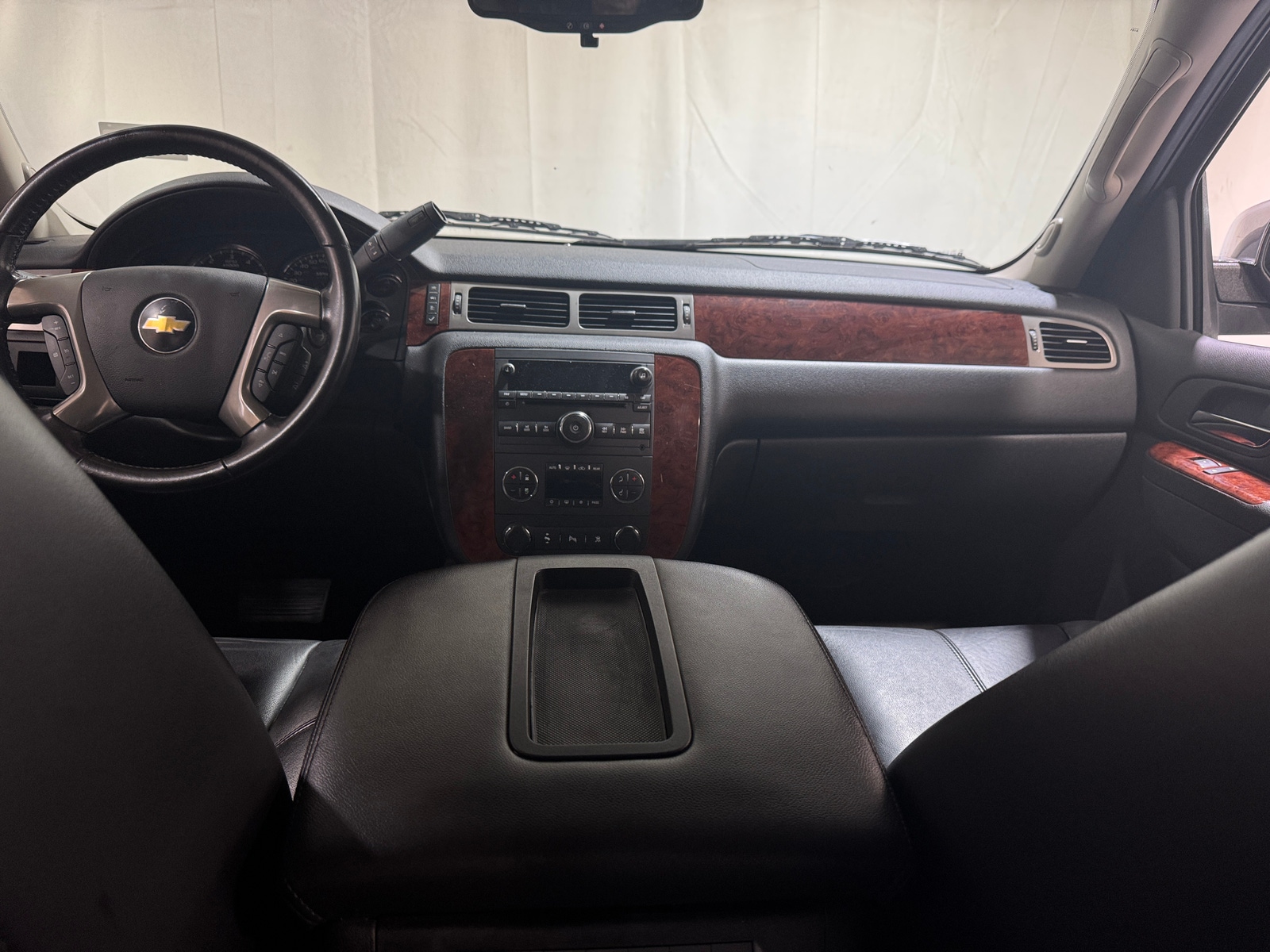 Thumbnail: 2011 Chevrolet Tahoe - 2