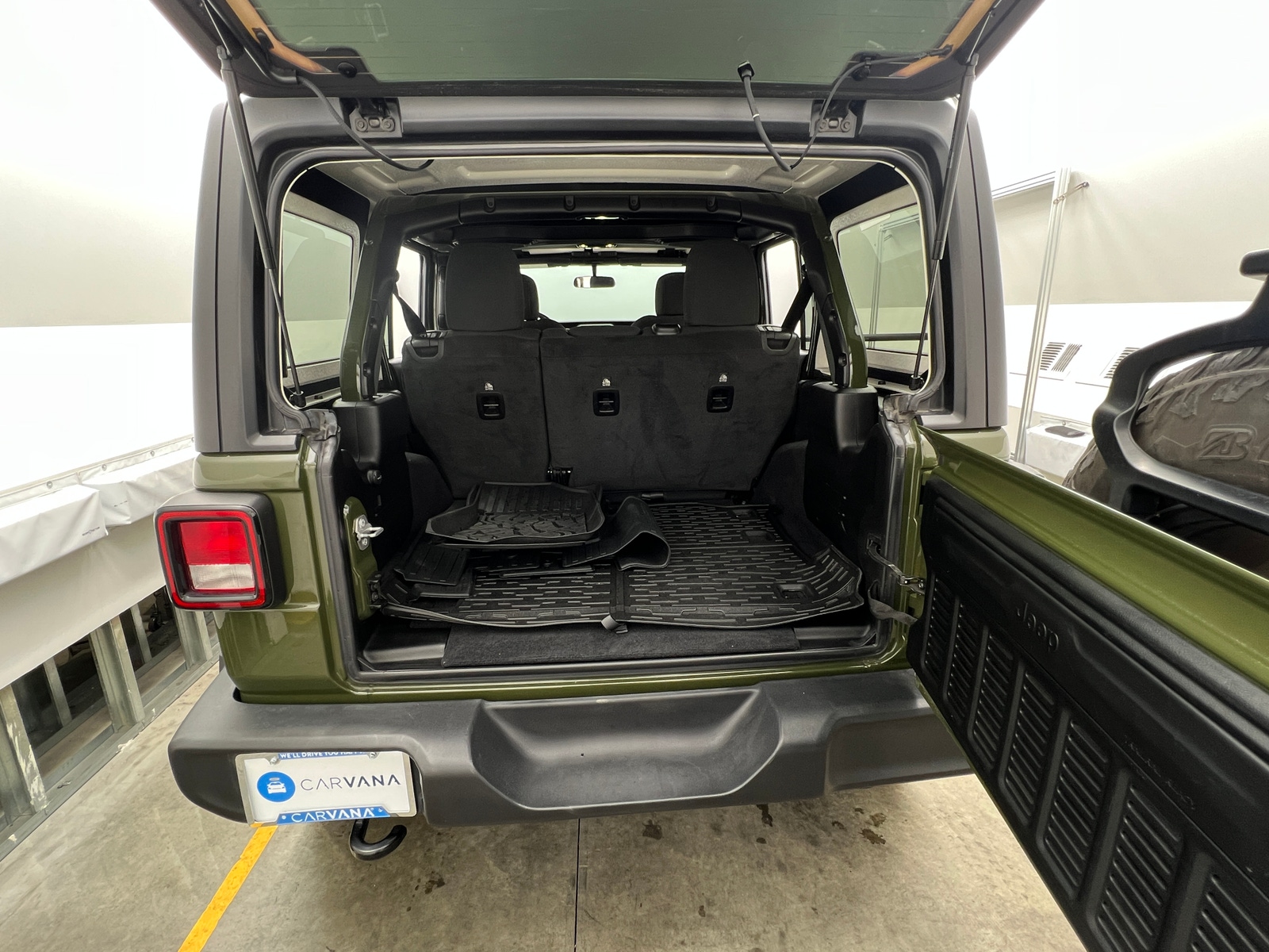 Thumbnail: 2021 Jeep Wrangler - 7