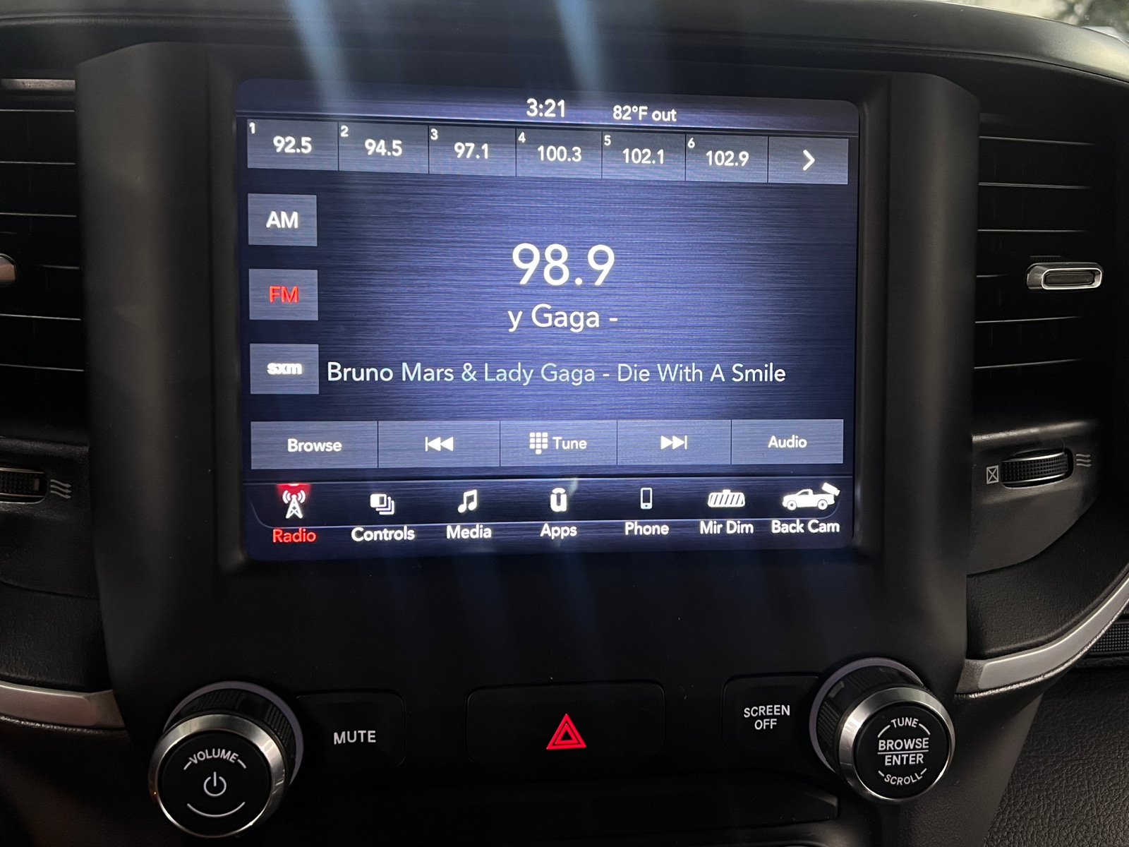 Thumbnail: 2020 RAM 1500 - 4