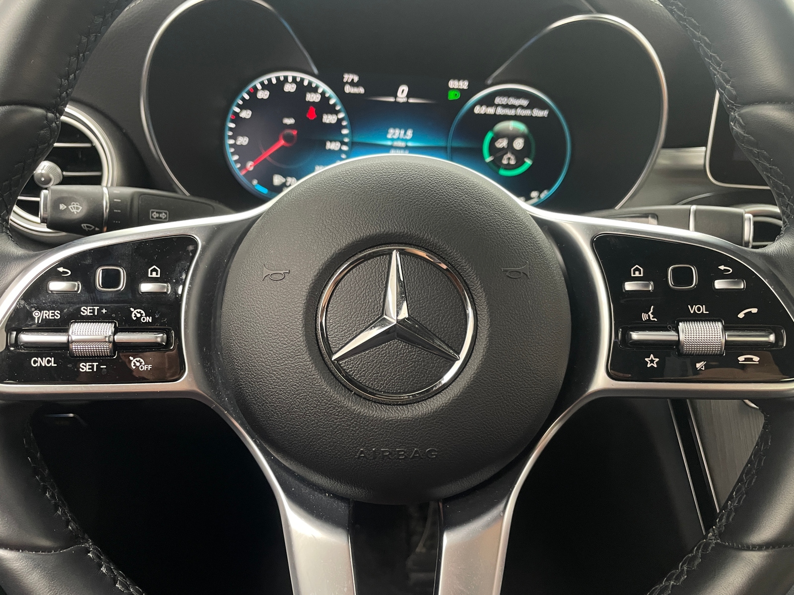 Thumbnail: 2023 Mercedes-Benz C-Class - 3