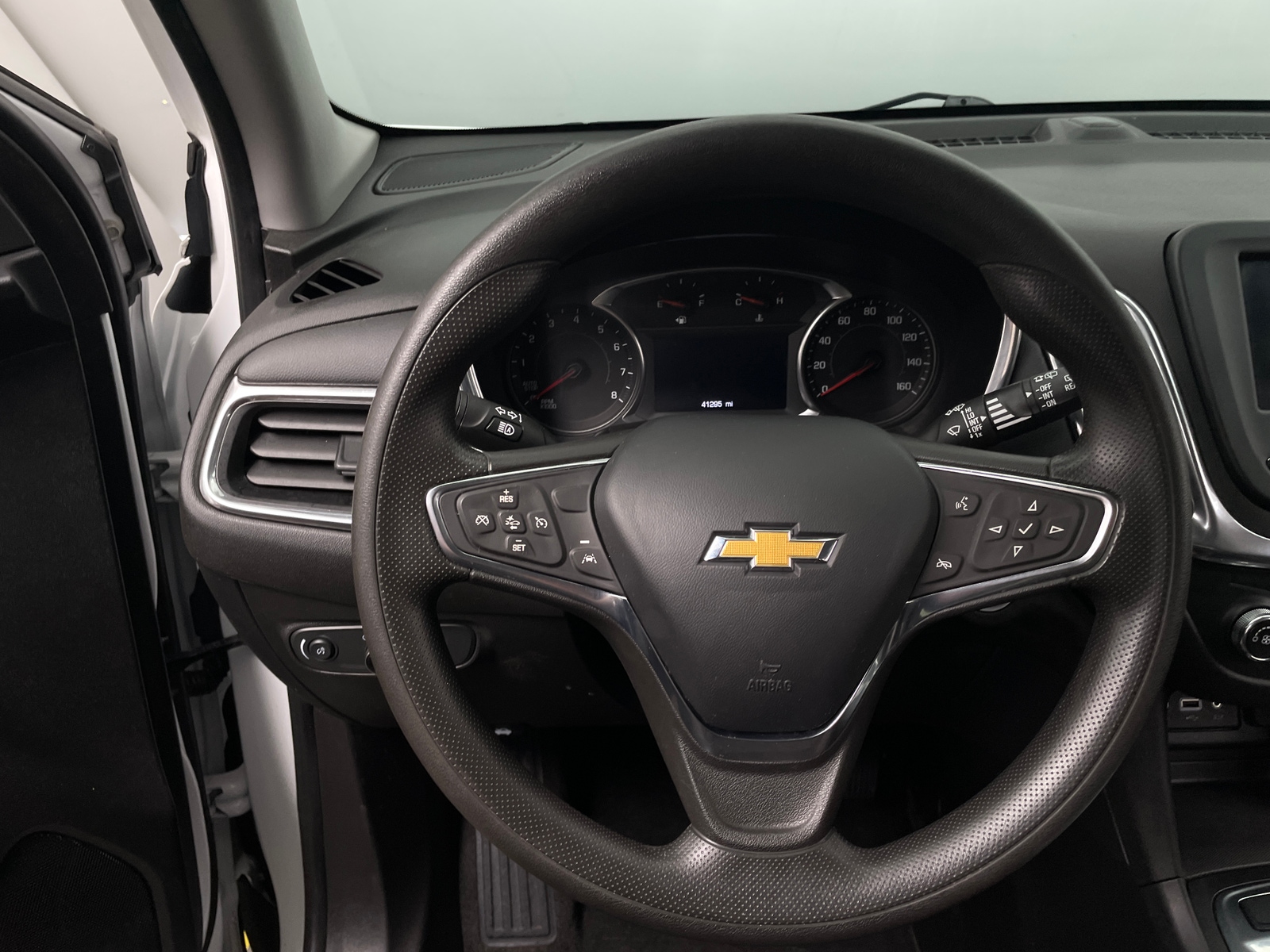 Thumbnail: 2023 Chevrolet Equinox - 5