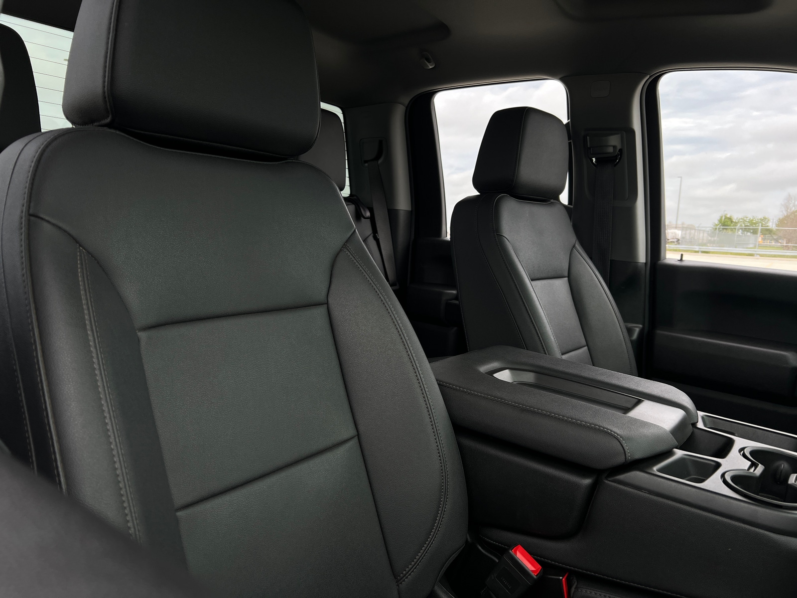 Thumbnail: 2024 Chevrolet Silverado 3500 - 2
