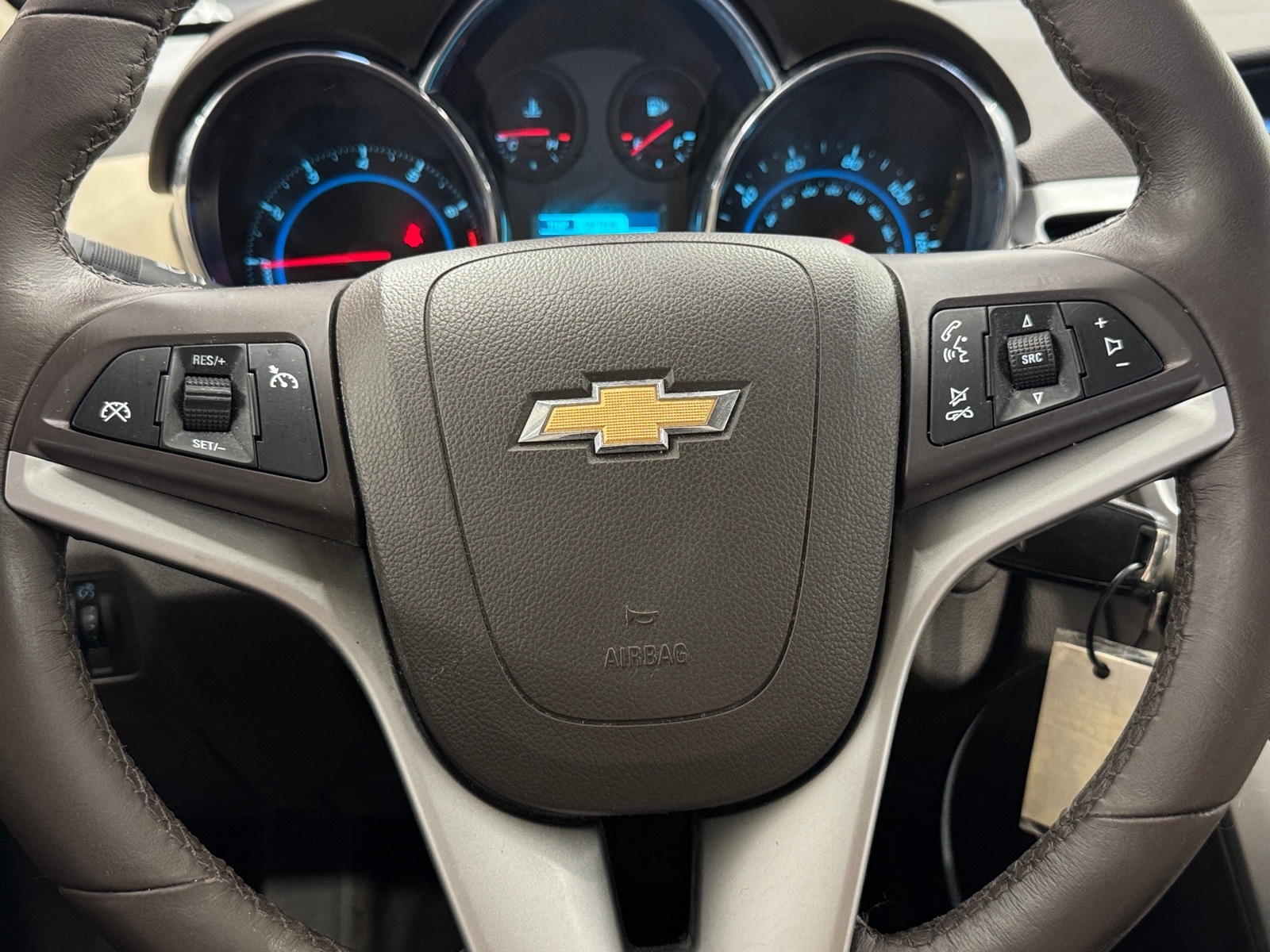 Thumbnail: 2014 Chevrolet Cruze - 4