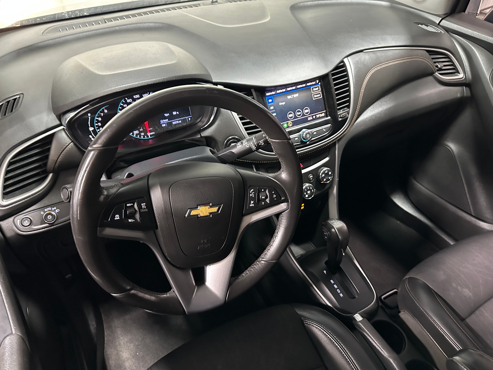 Thumbnail: 2021 Chevrolet Trax - 2