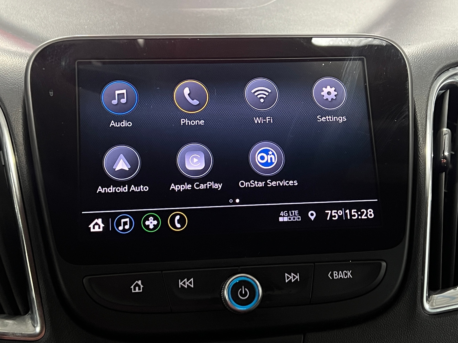 Thumbnail: 2019 Chevrolet Malibu - 3