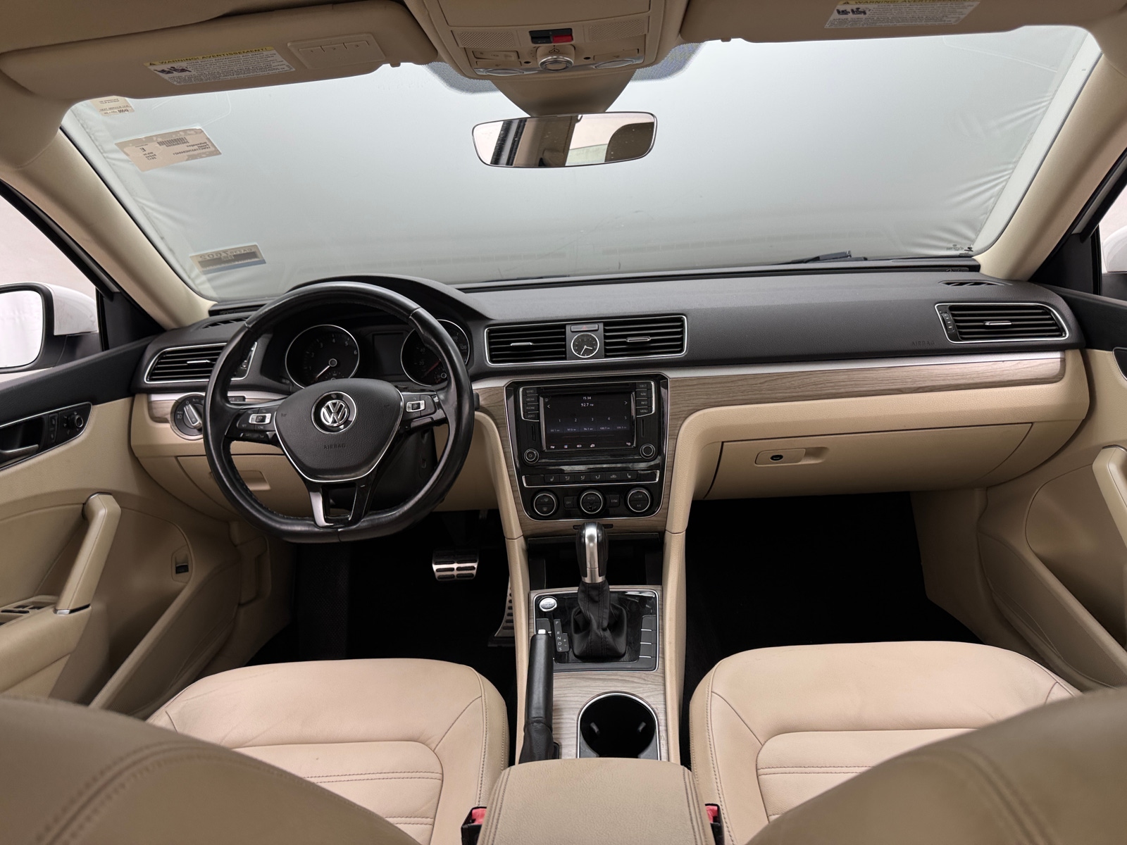 Thumbnail: 2017 Volkswagen Passat - 2