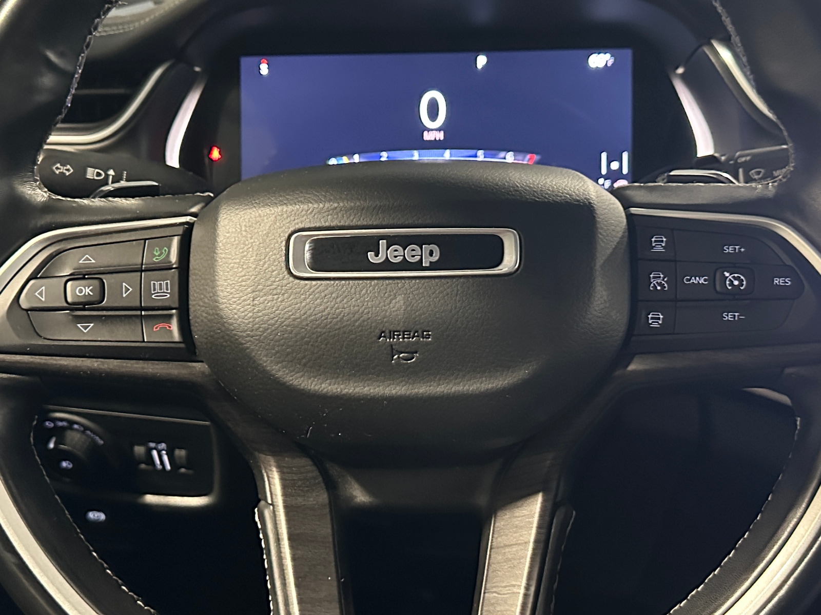 Thumbnail: 2021 Jeep Grand Cherokee L - 4