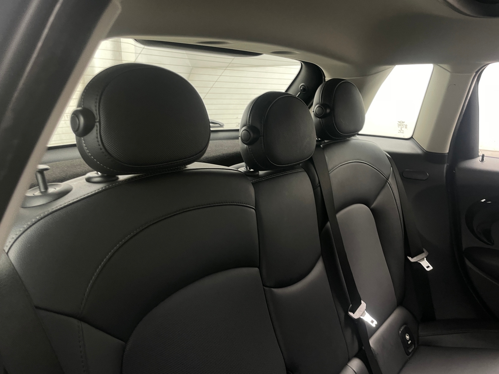 Thumbnail: 2019 MINI Cooper Hardtop - 5