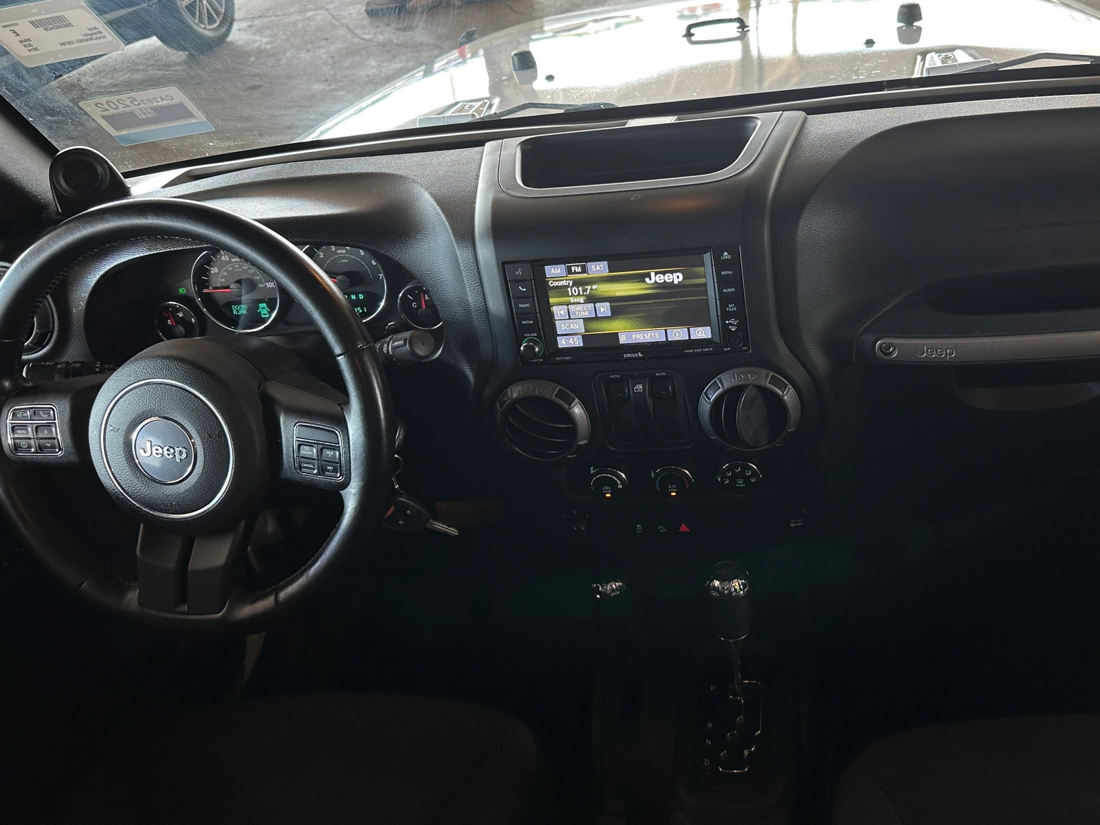 Thumbnail: 2014 Jeep Wrangler - 3