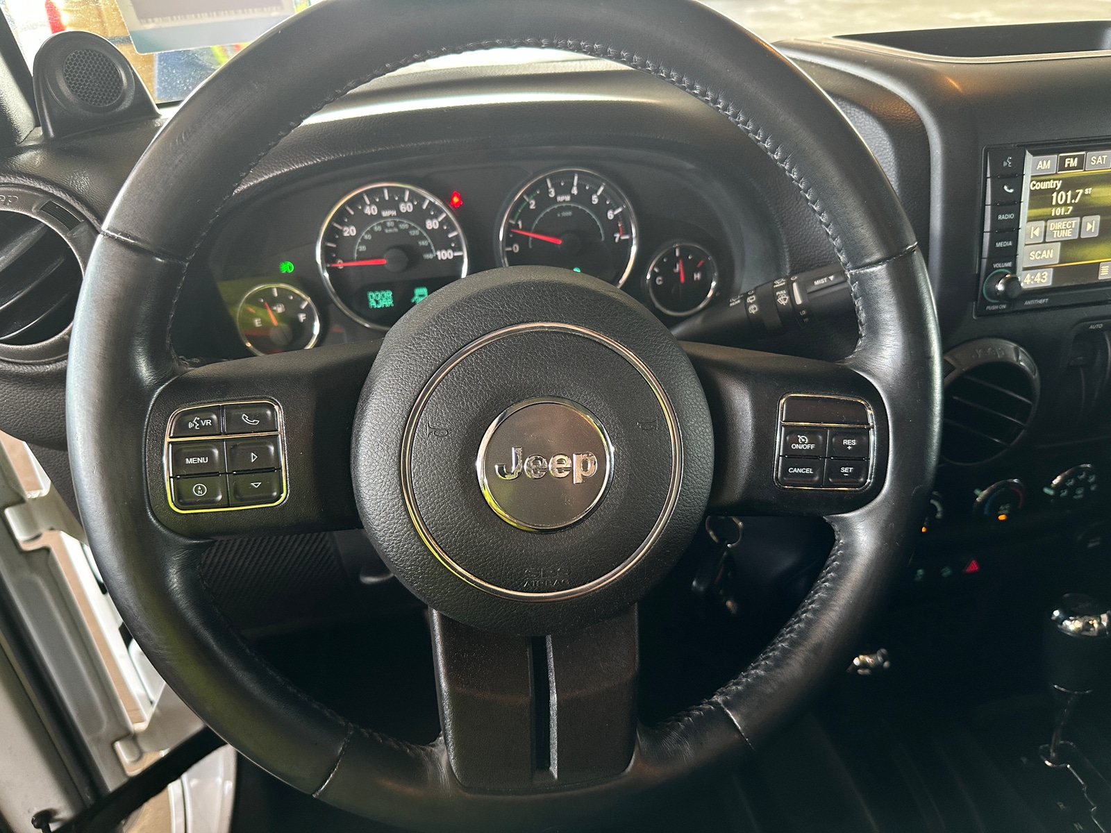 Thumbnail: 2014 Jeep Wrangler - 5