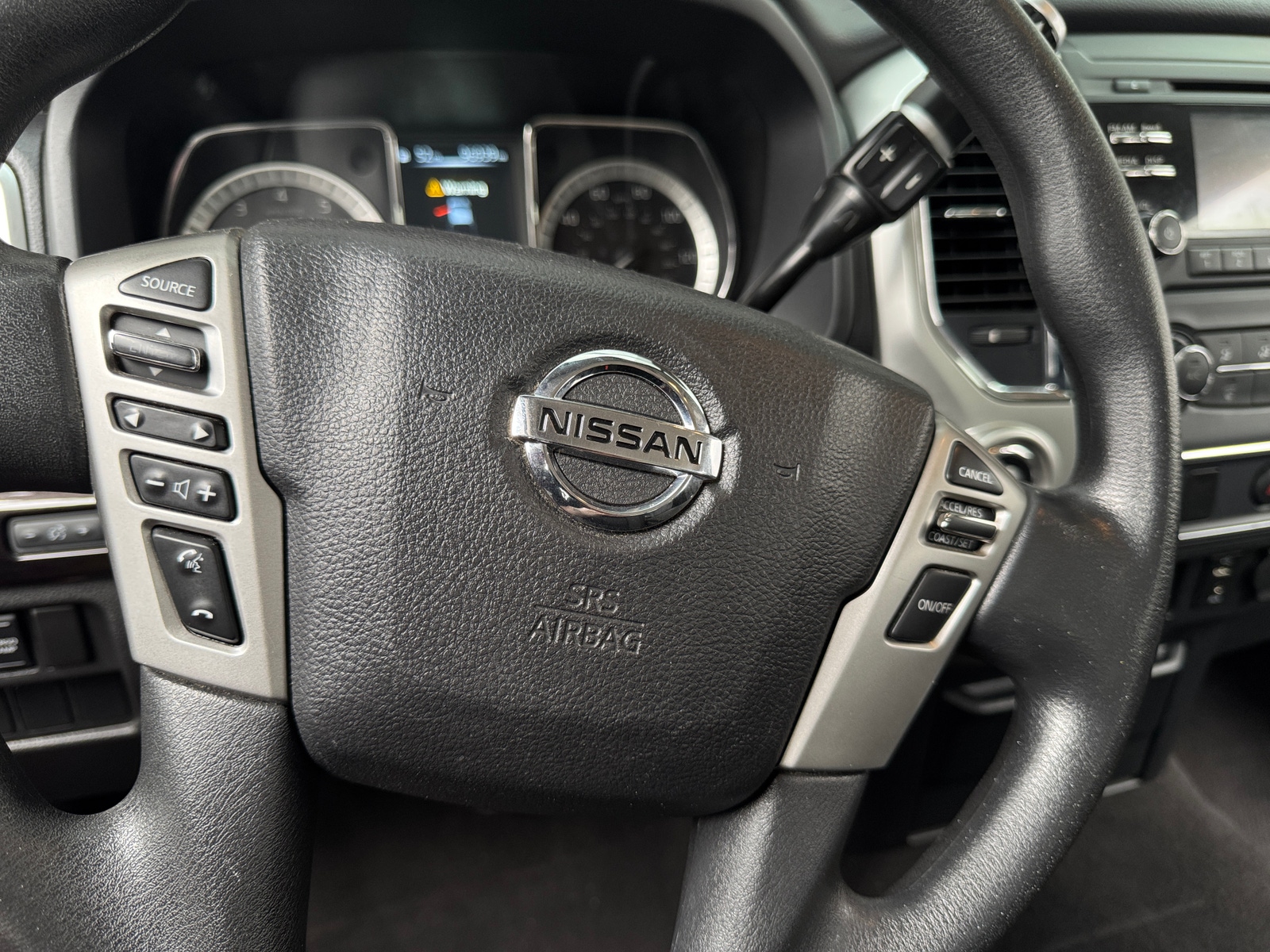 Thumbnail: 2017 Nissan Titan - 5