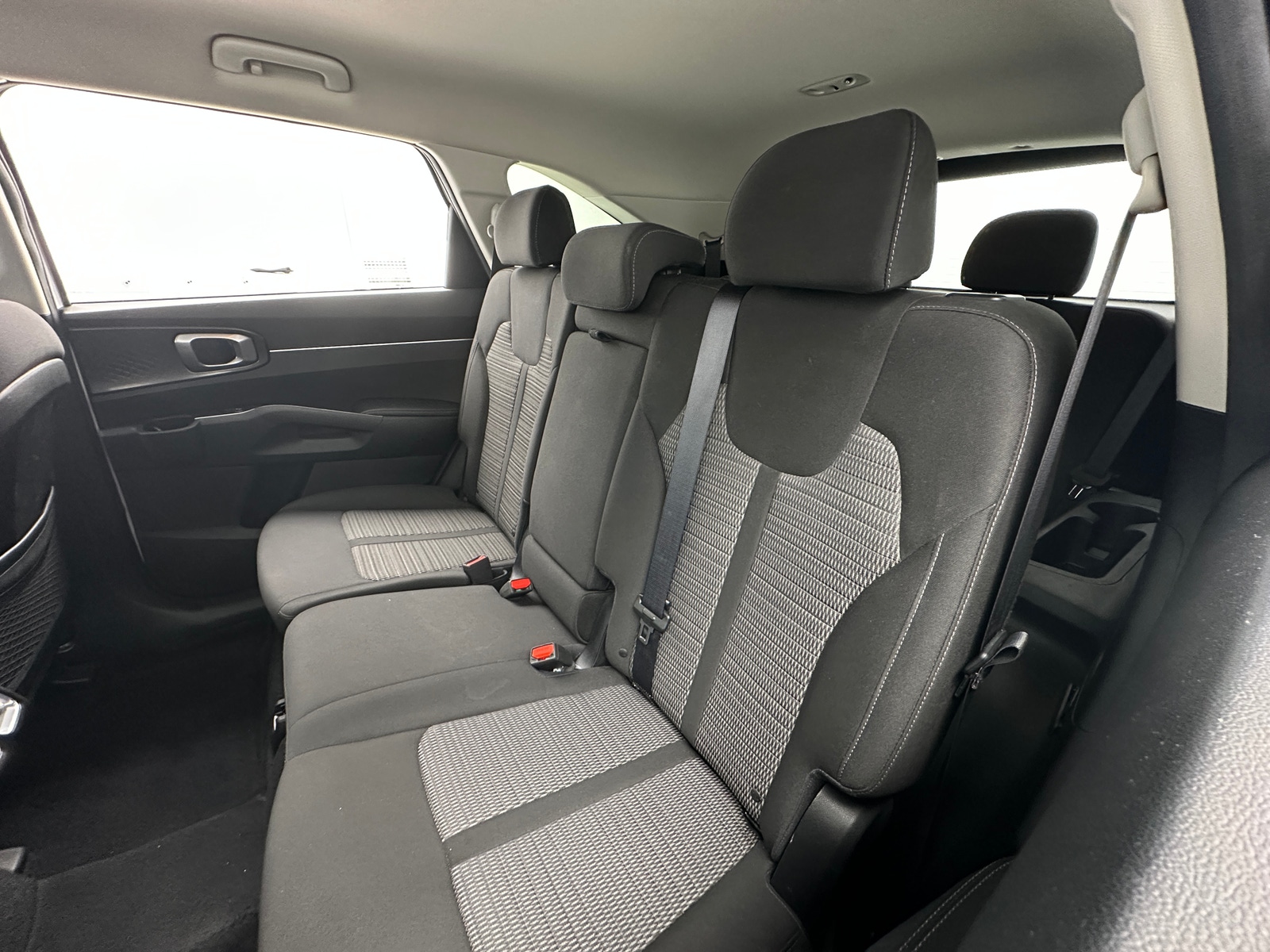 Thumbnail: 2023 Kia Sorento - 6