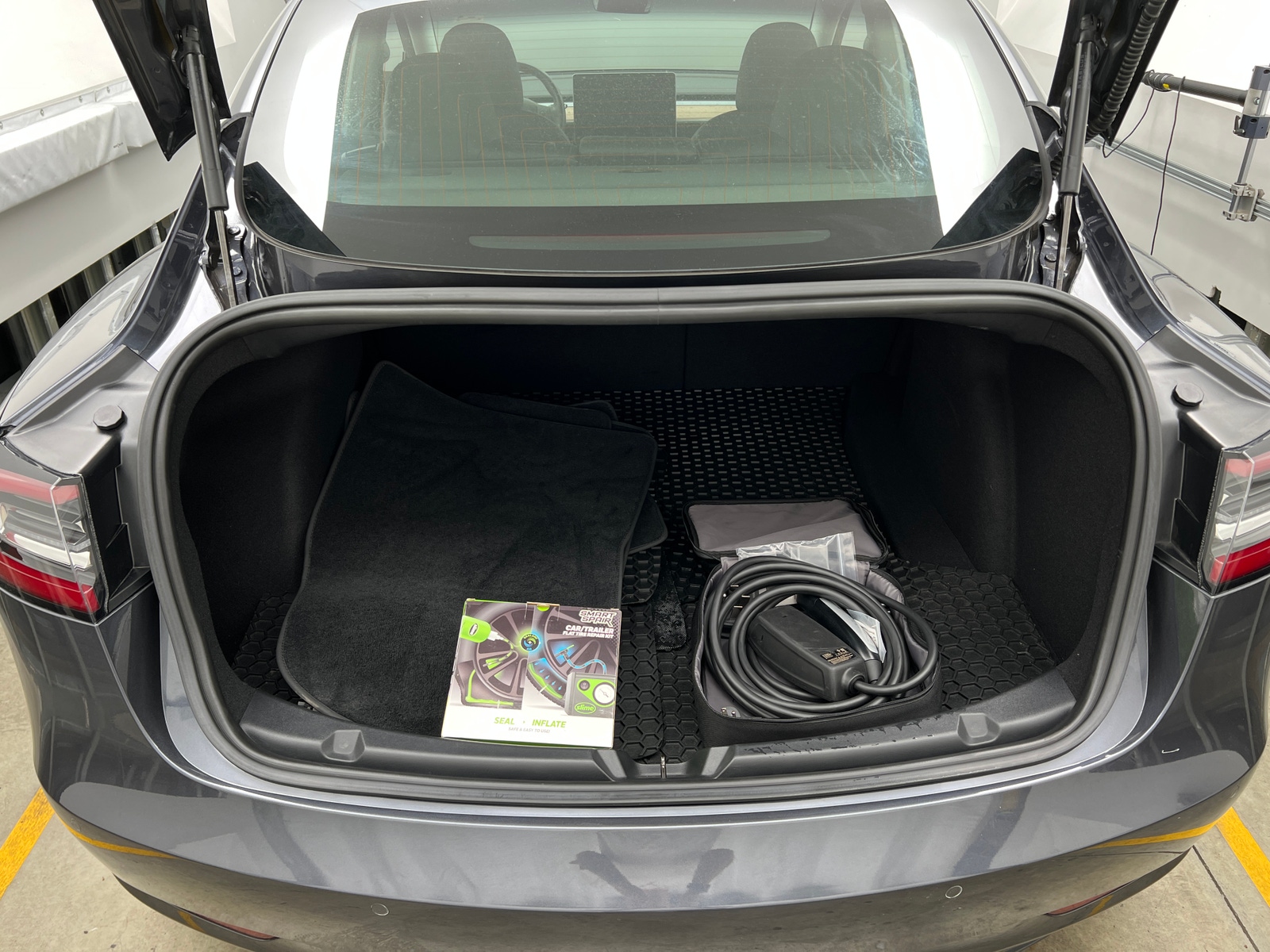 Thumbnail: 2018 Tesla Model 3 - 6