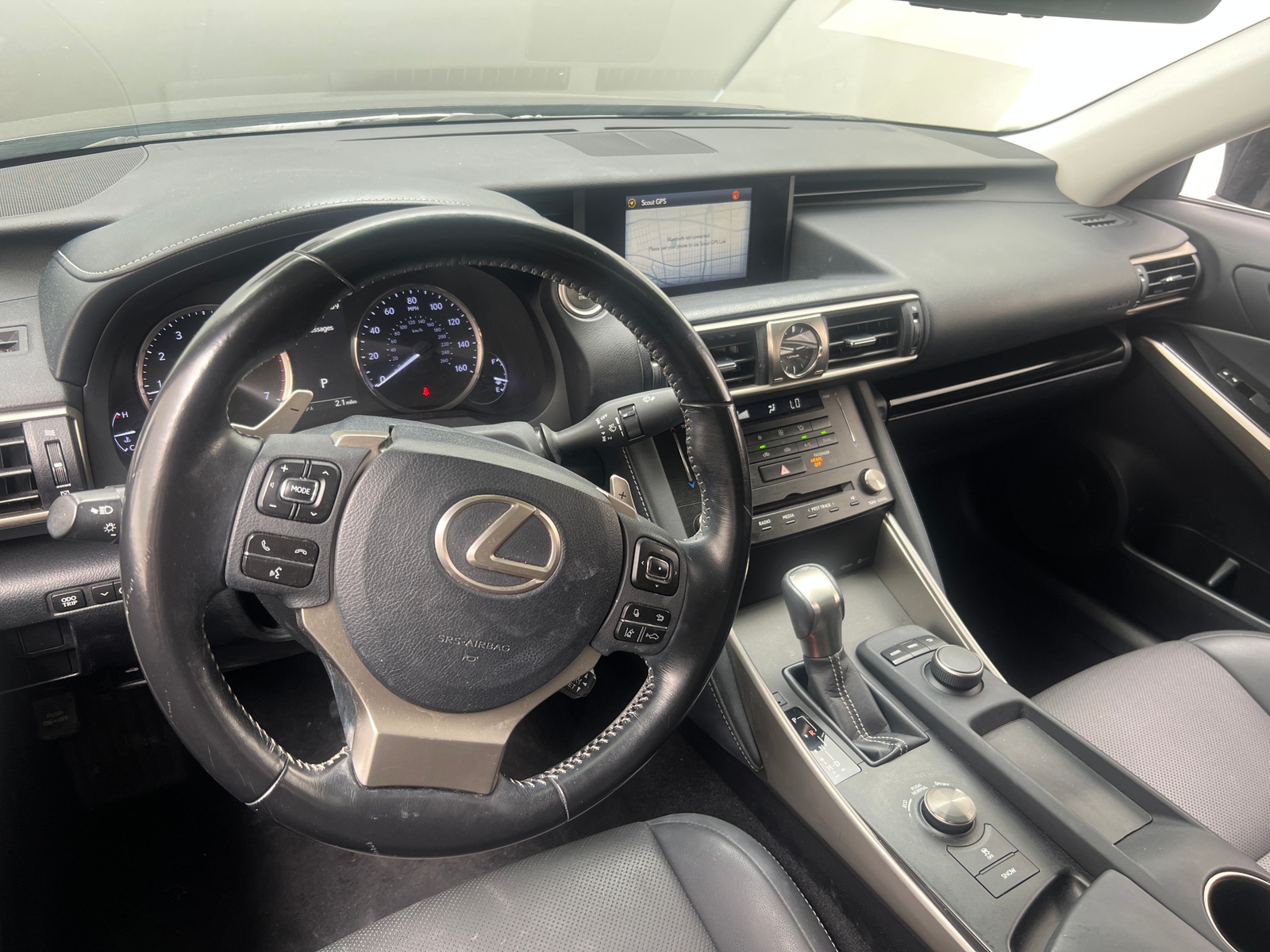 Thumbnail: 2017 Lexus IS - 2