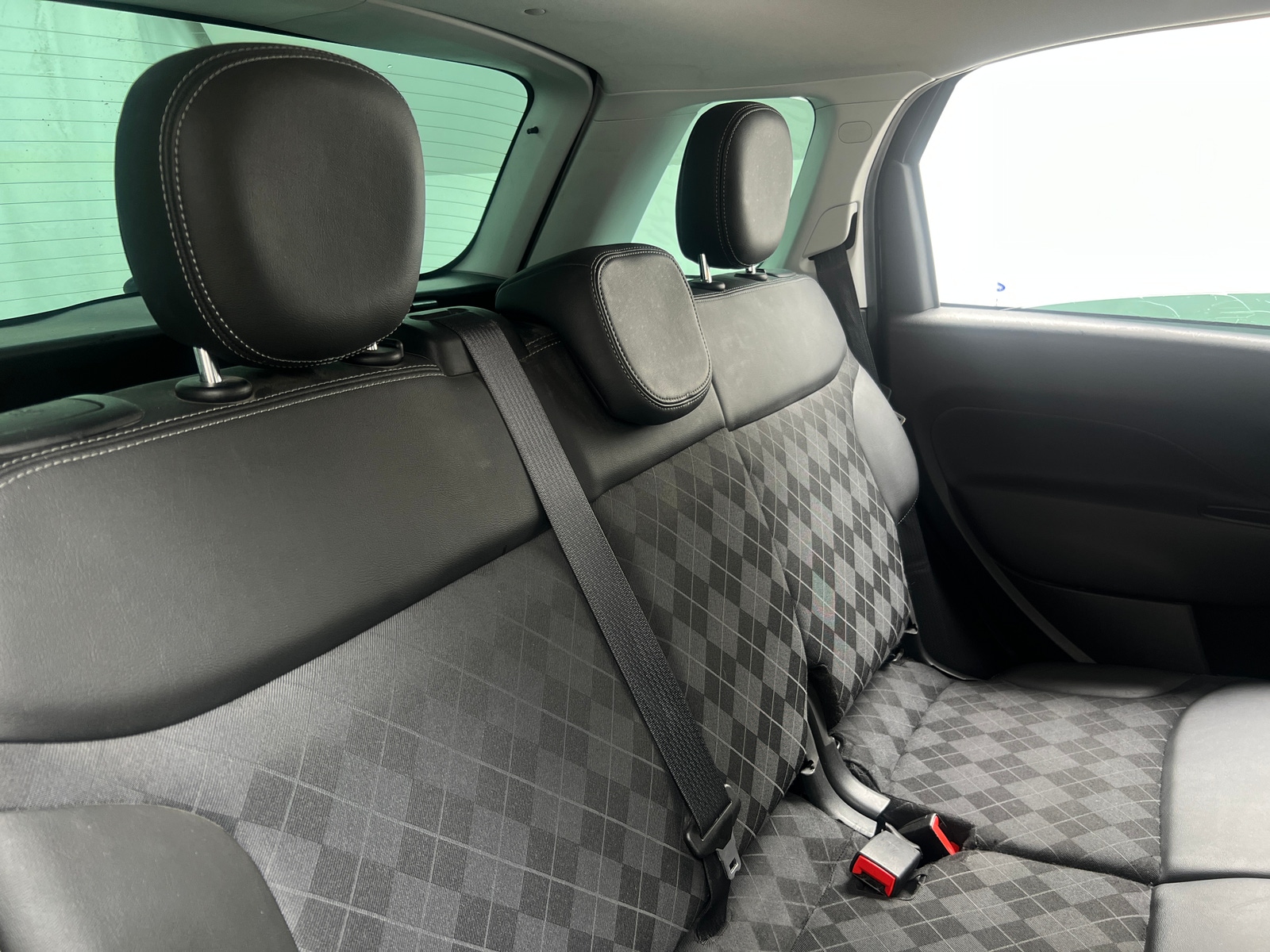 Thumbnail: 2019 Fiat 500L - 6