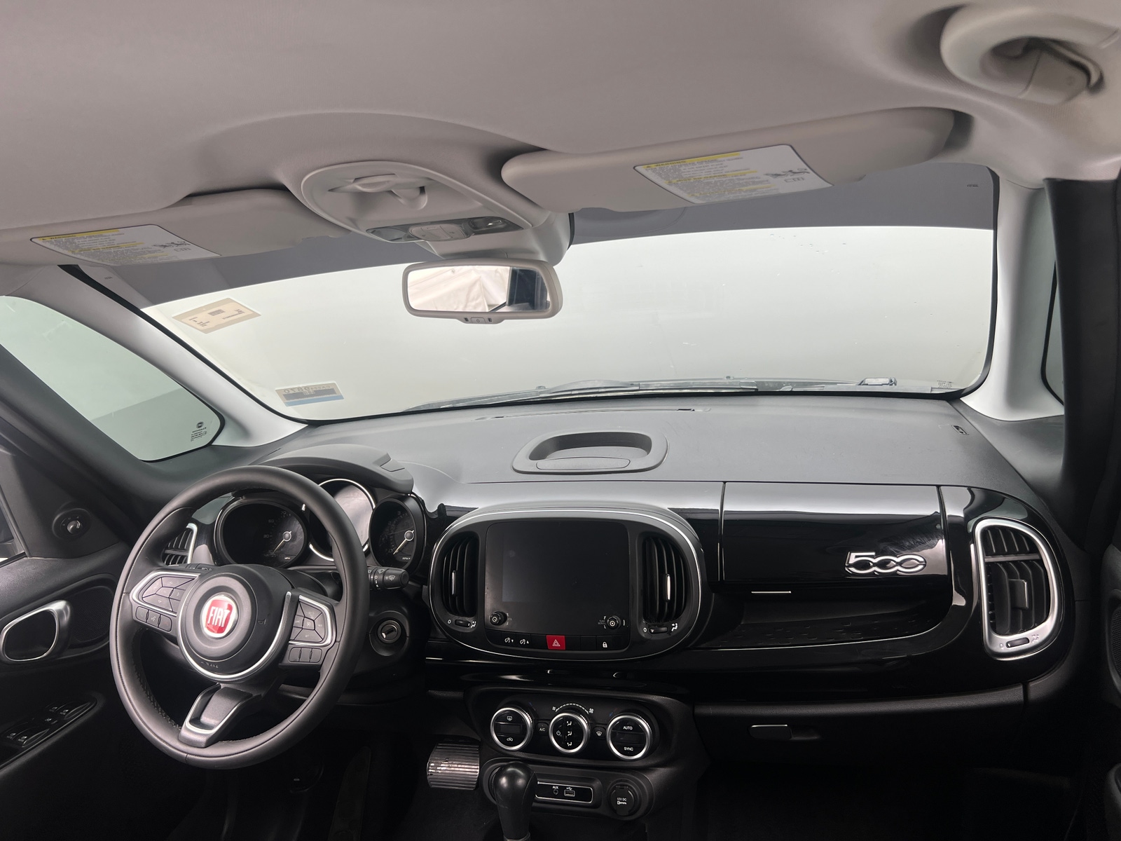 Thumbnail: 2019 Fiat 500L - 3