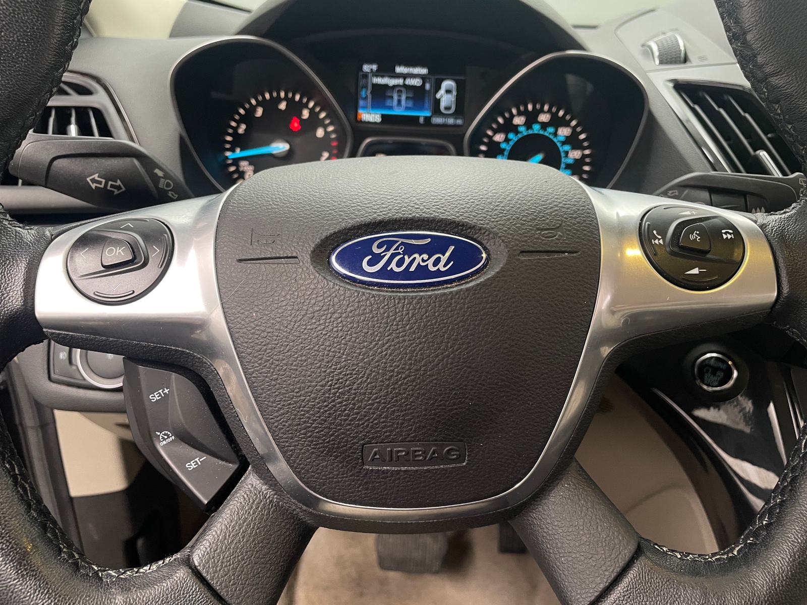 Thumbnail: 2015 Ford Escape - 4