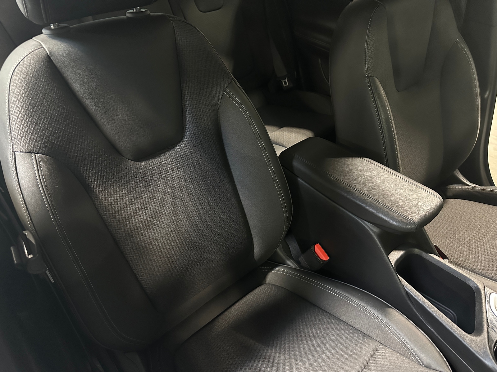 Thumbnail: 2024 Buick Encore GX - 2