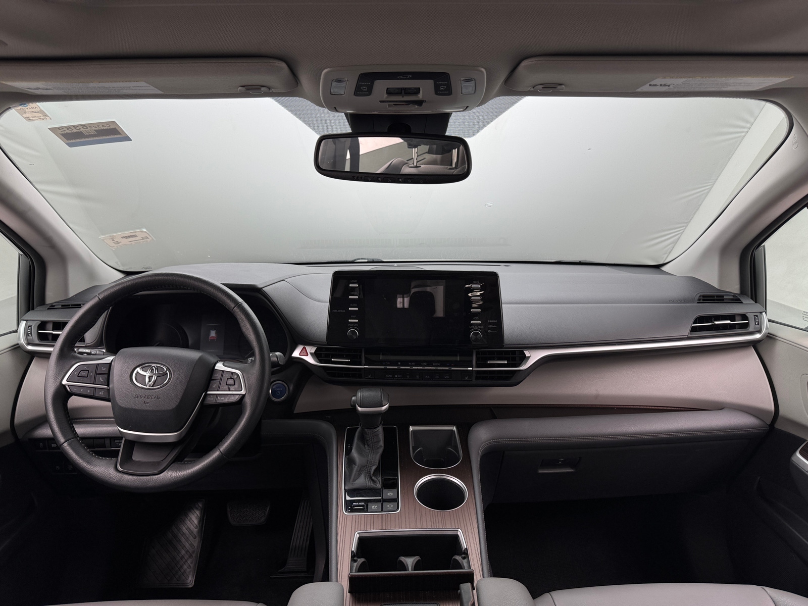 Thumbnail: 2021 Toyota Sienna - 2