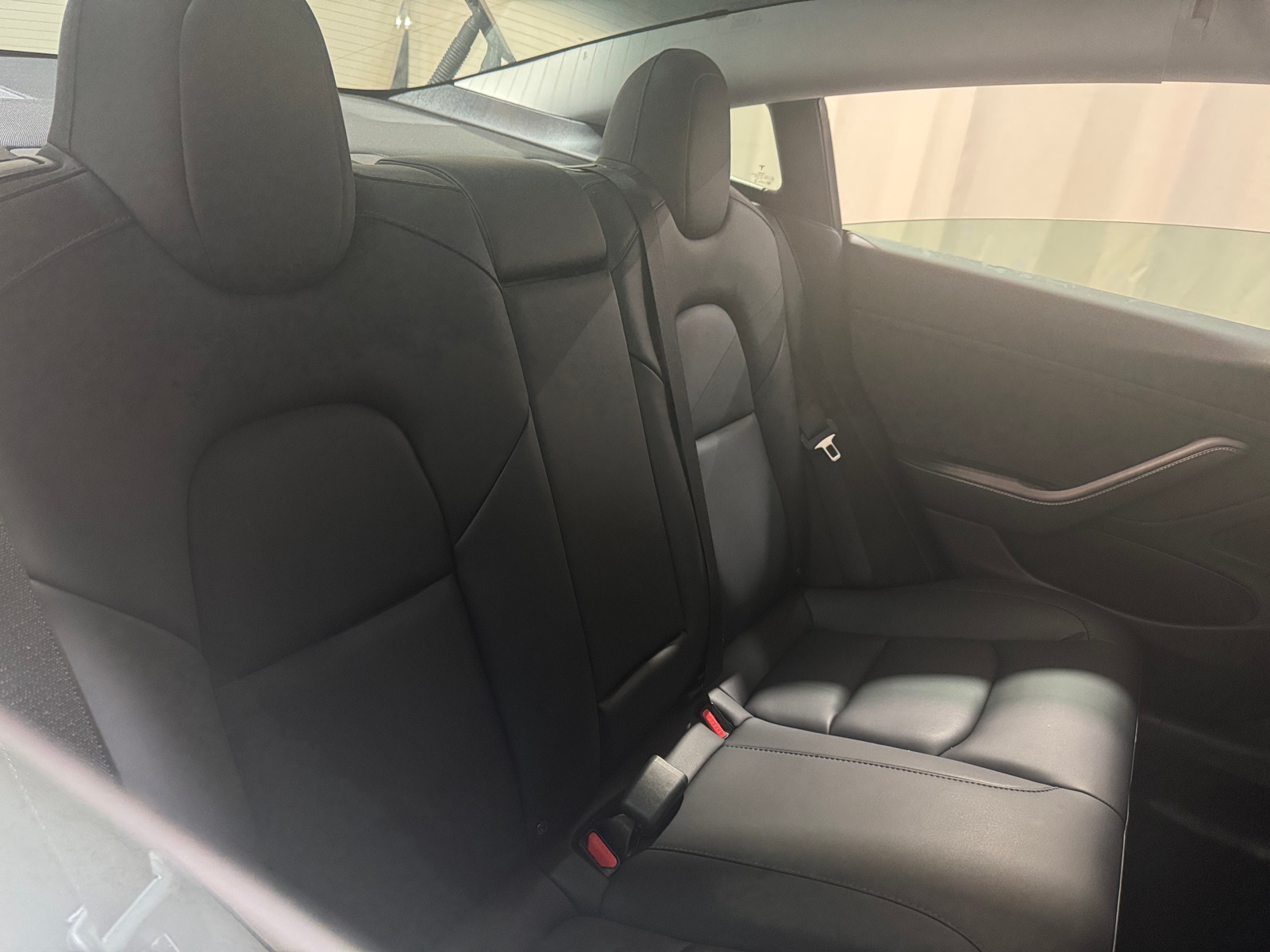 Thumbnail: 2021 Tesla Model 3 - 4