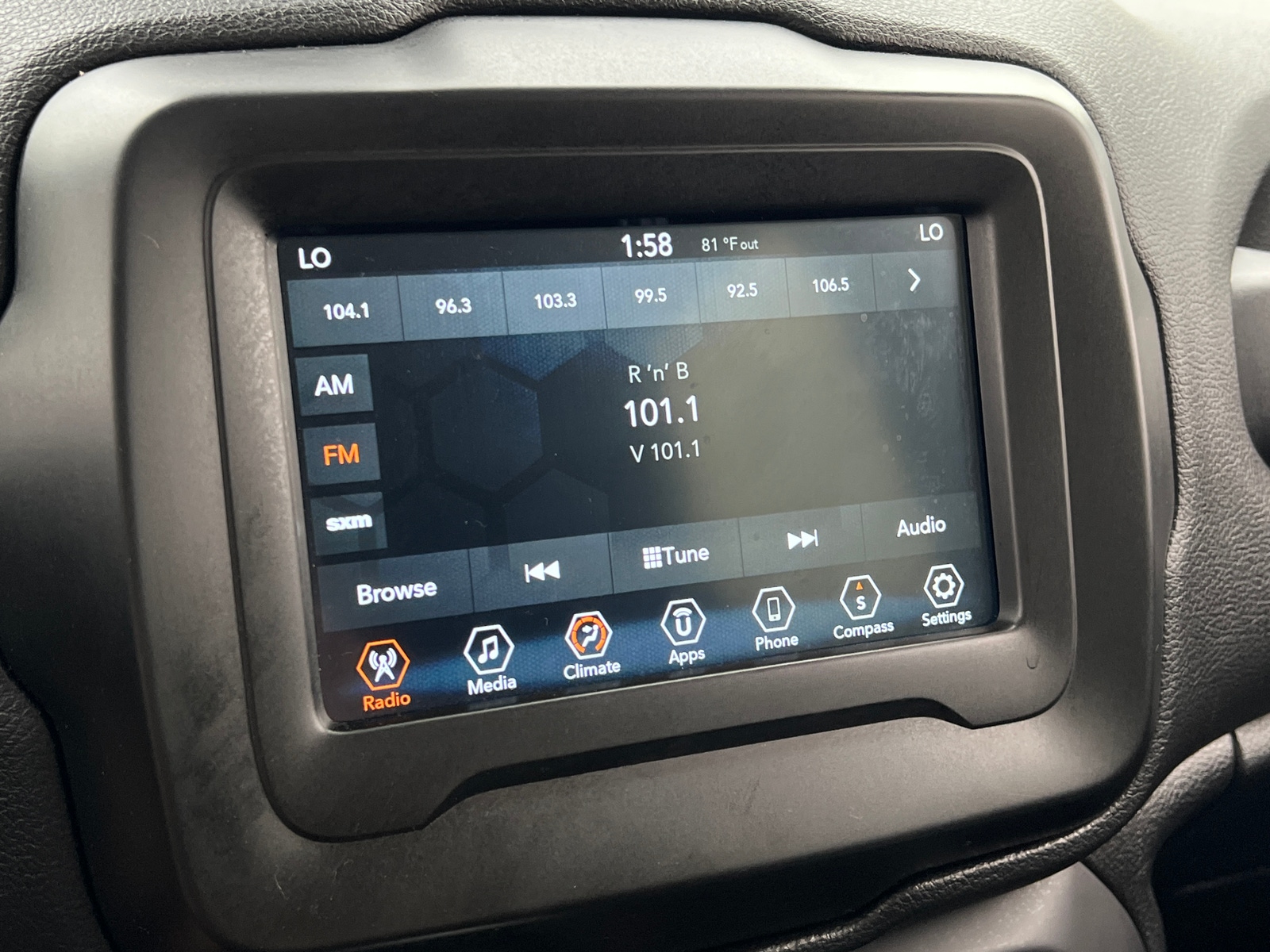 Thumbnail: 2019 Jeep Renegade - 4