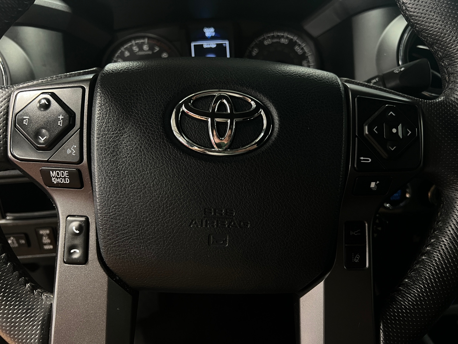 Thumbnail: 2018 Toyota Tacoma - 5