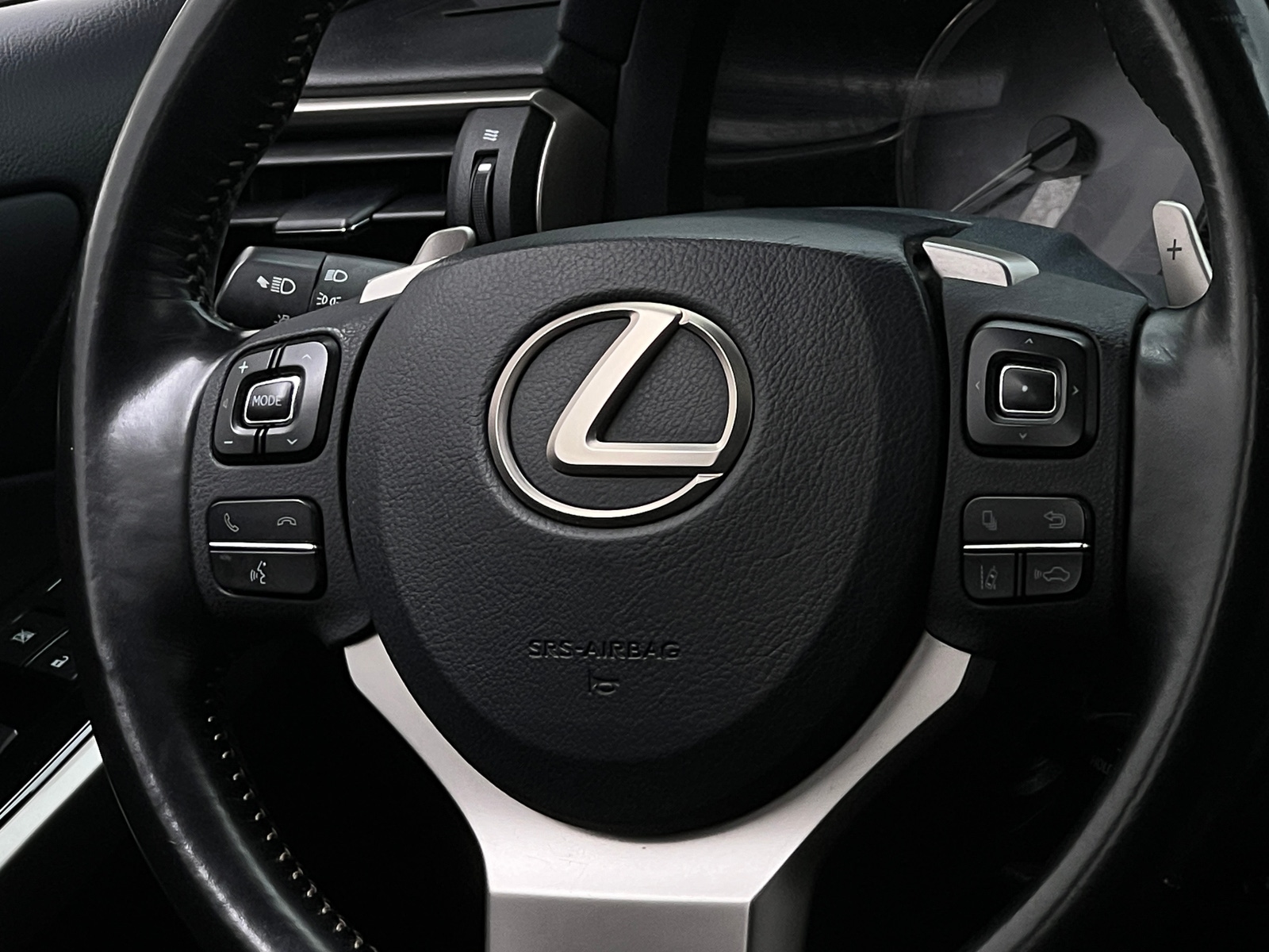 Thumbnail: 2018 Lexus IS - 4