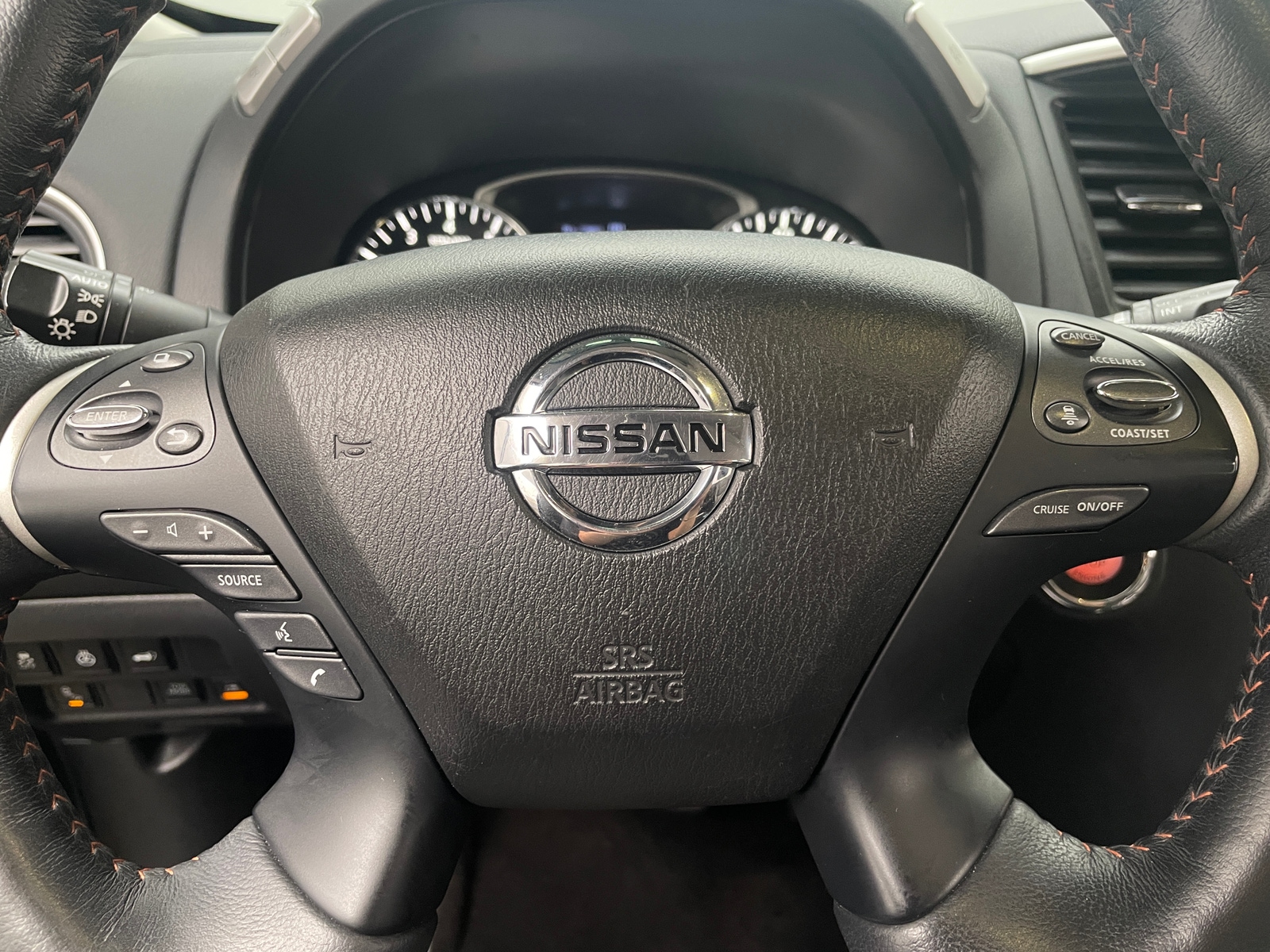 Thumbnail: 2020 Nissan Pathfinder - 4