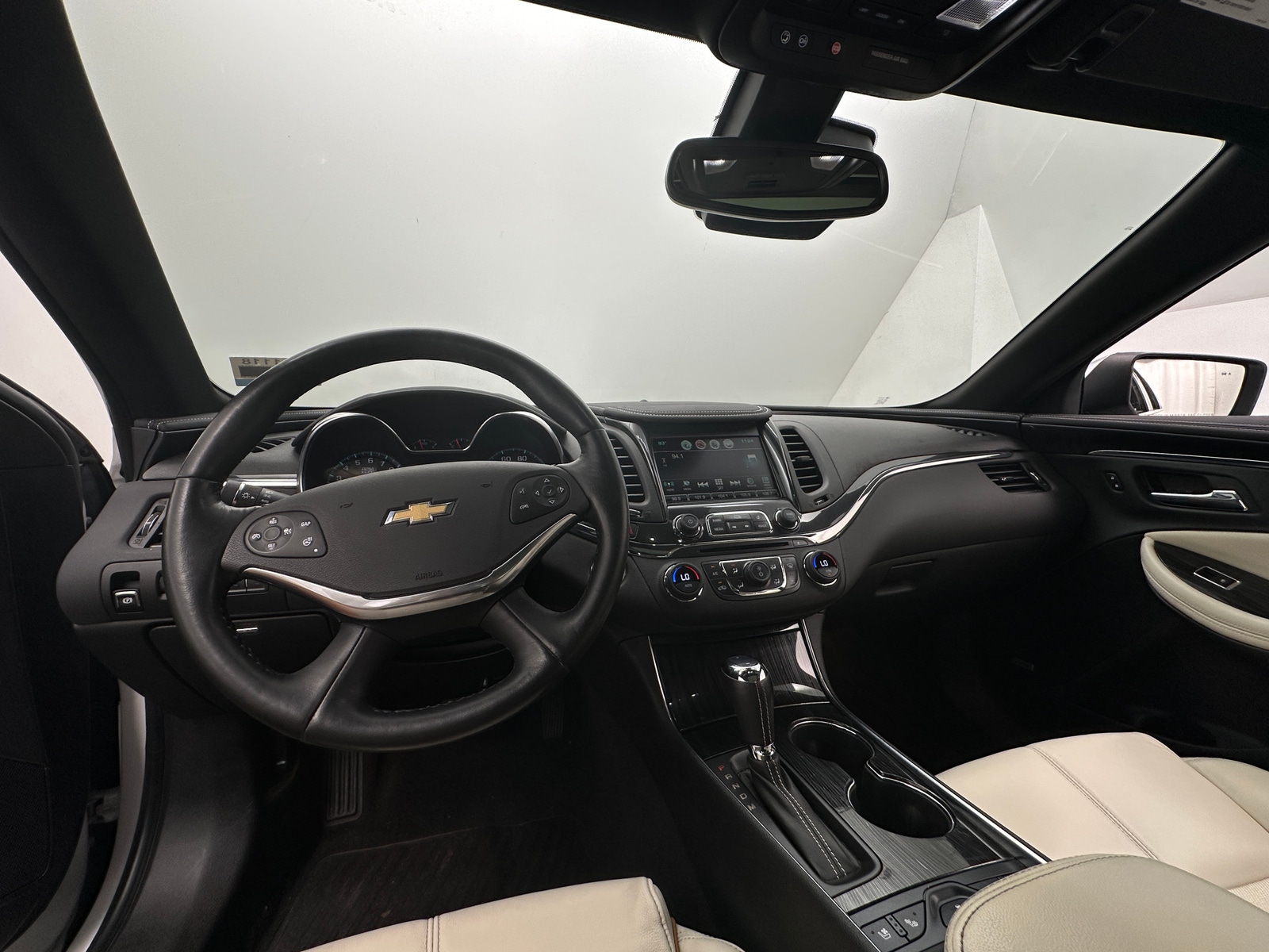 Thumbnail: 2017 Chevrolet Impala - 2