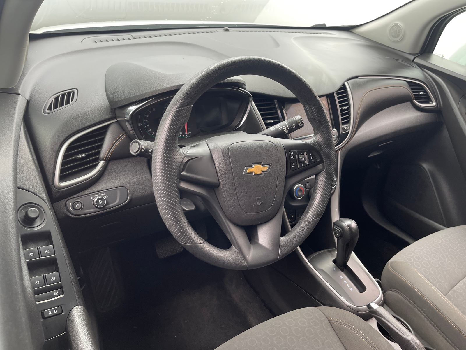 Thumbnail: 2018 Chevrolet Trax - 5