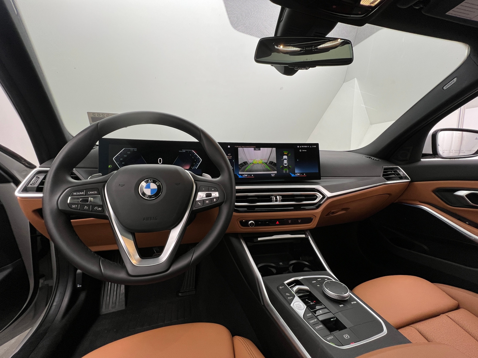 Thumbnail: 2023 BMW 3 Series - 2
