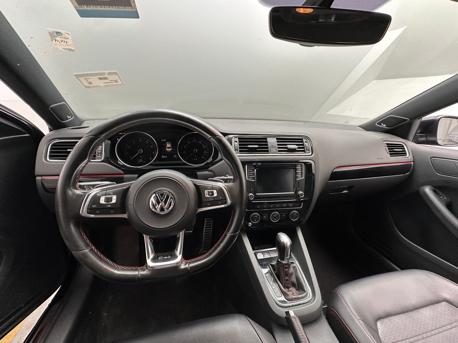 Thumbnail: 2017 Volkswagen Jetta - 2
