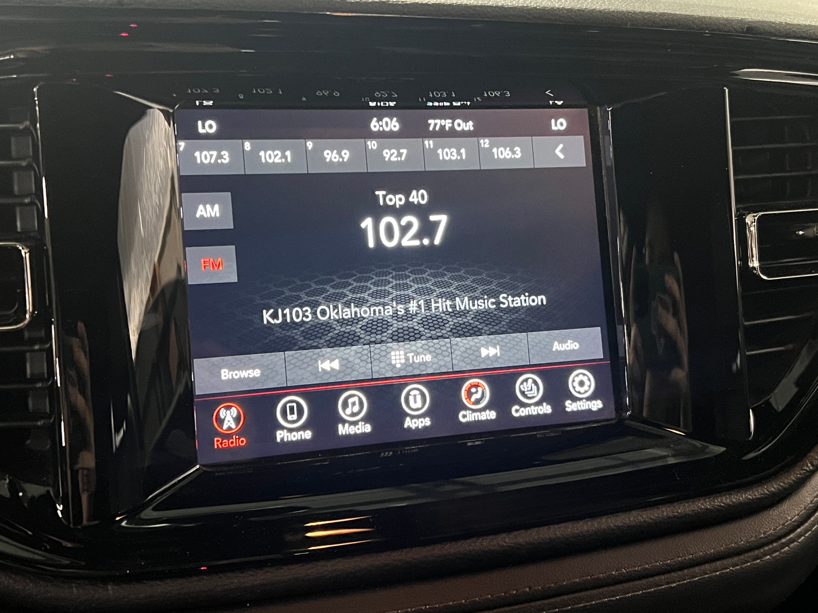 Thumbnail: 2021 Dodge Durango - 3