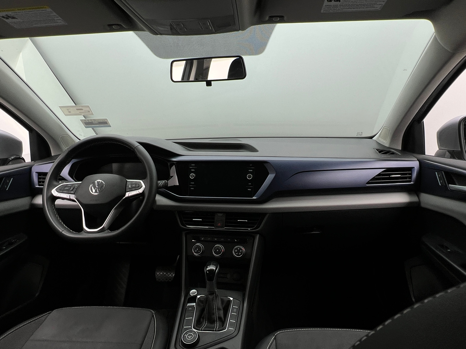 Thumbnail: 2022 Volkswagen Taos - 2