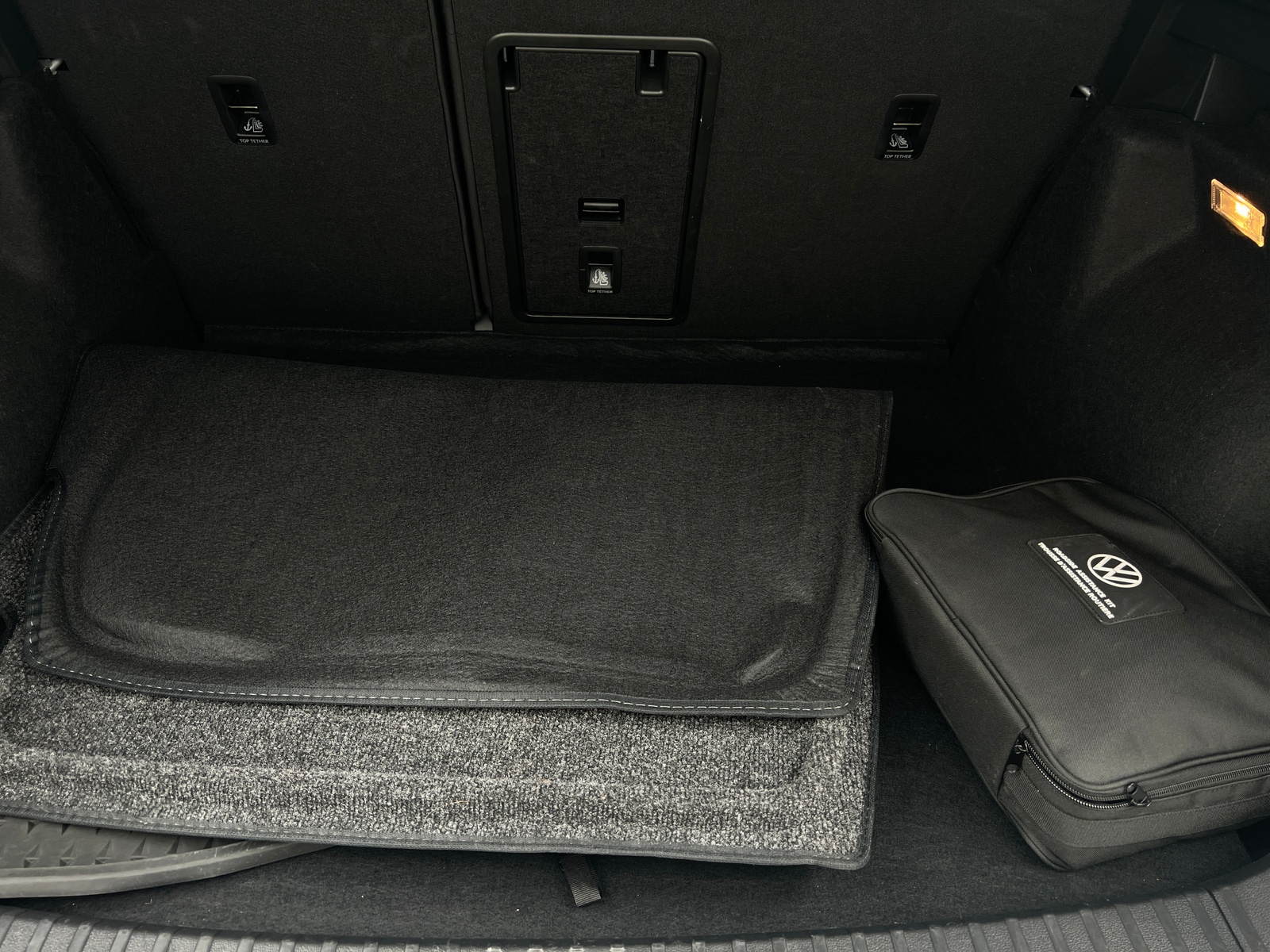 Thumbnail: 2022 Volkswagen Taos - 6