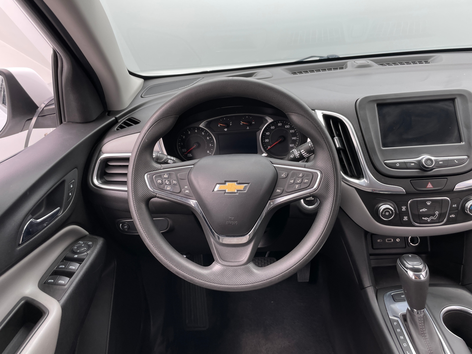Thumbnail: 2020 Chevrolet Equinox - 5