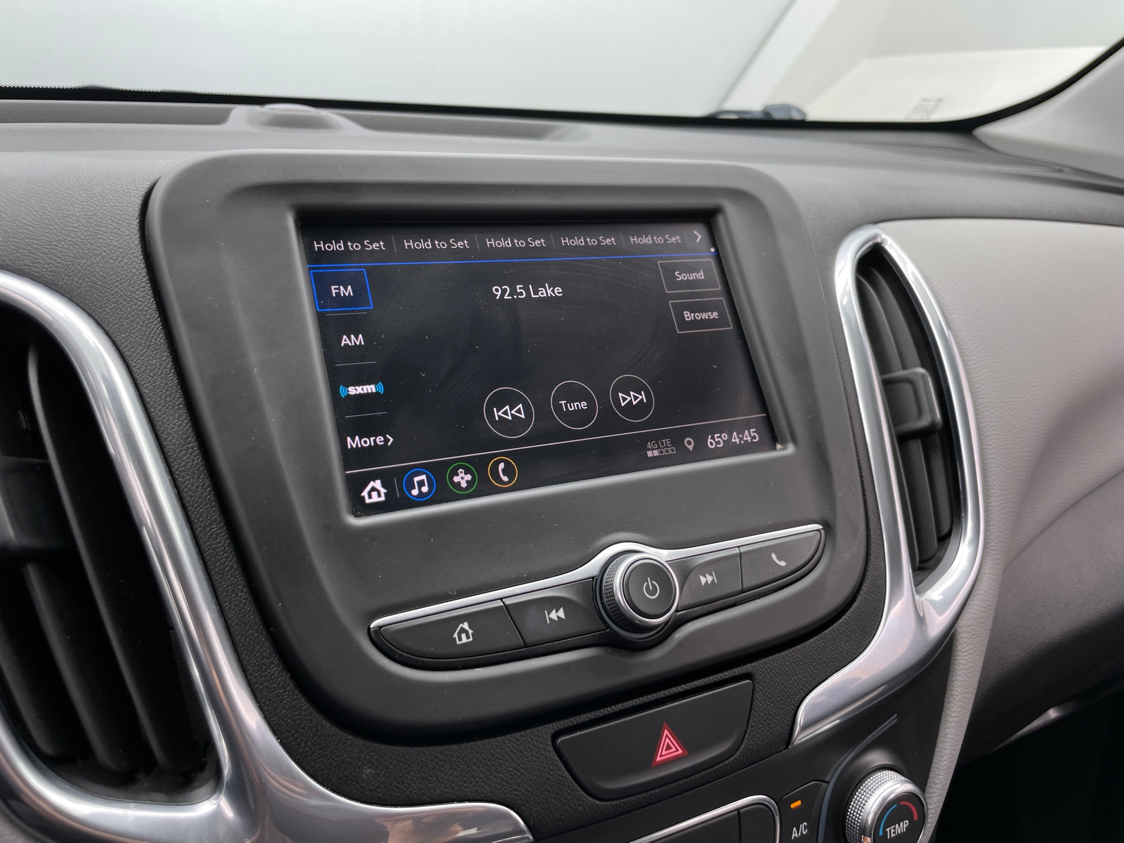 Thumbnail: 2020 Chevrolet Equinox - 4