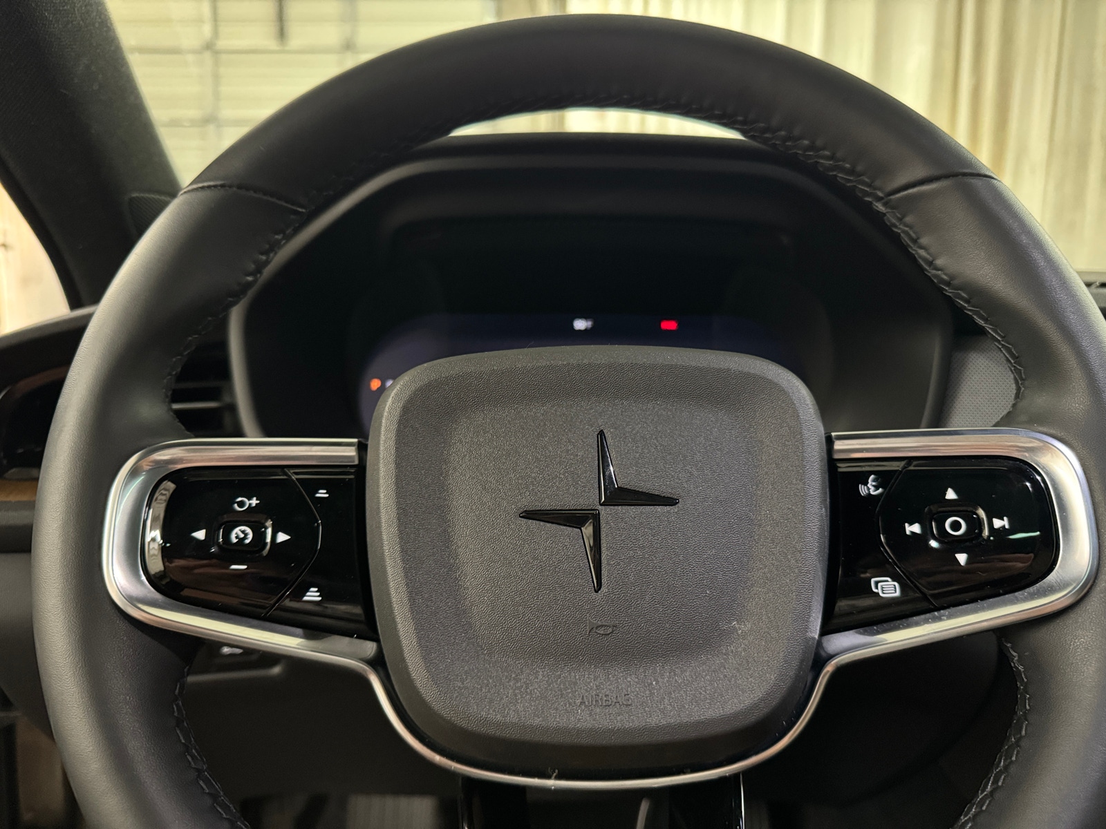 Thumbnail: 2022 Polestar 2 - 4