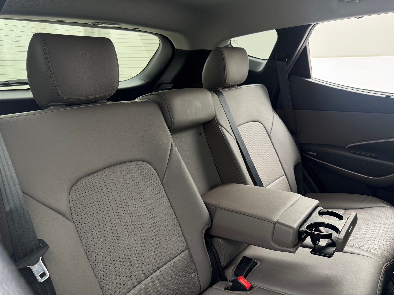 Thumbnail: 2015 Hyundai Santa Fe - 5
