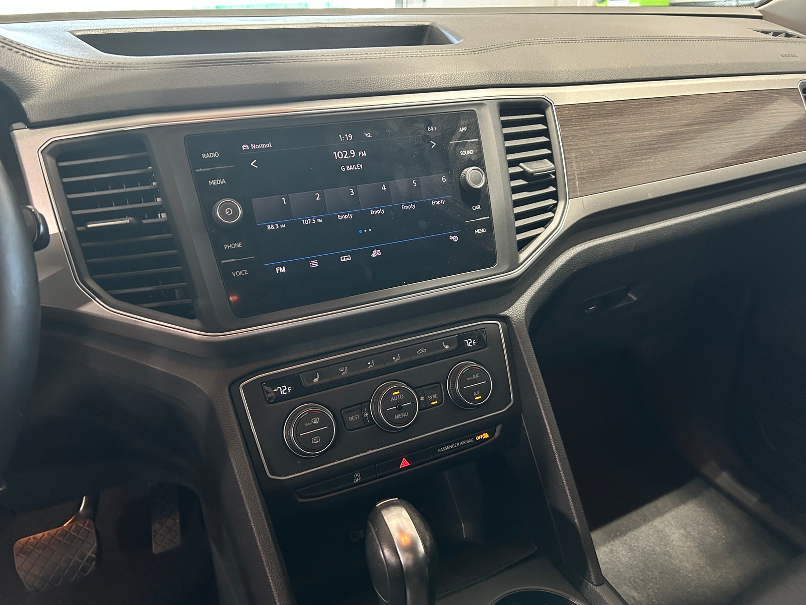 Thumbnail: 2019 Volkswagen Atlas - 3