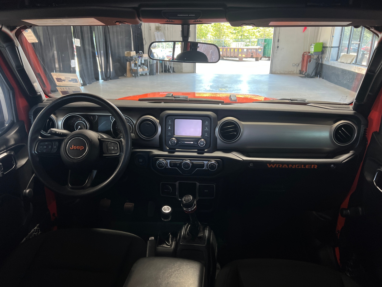 Thumbnail: 2018 Jeep Wrangler - 3