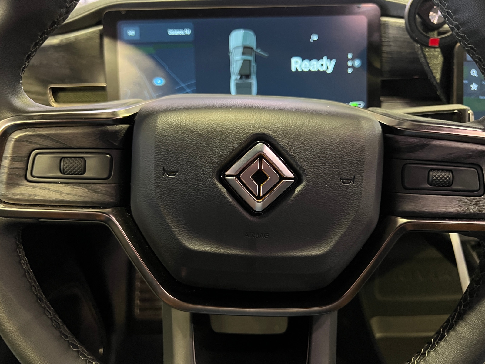 Thumbnail: 2022 Rivian R1T - 4