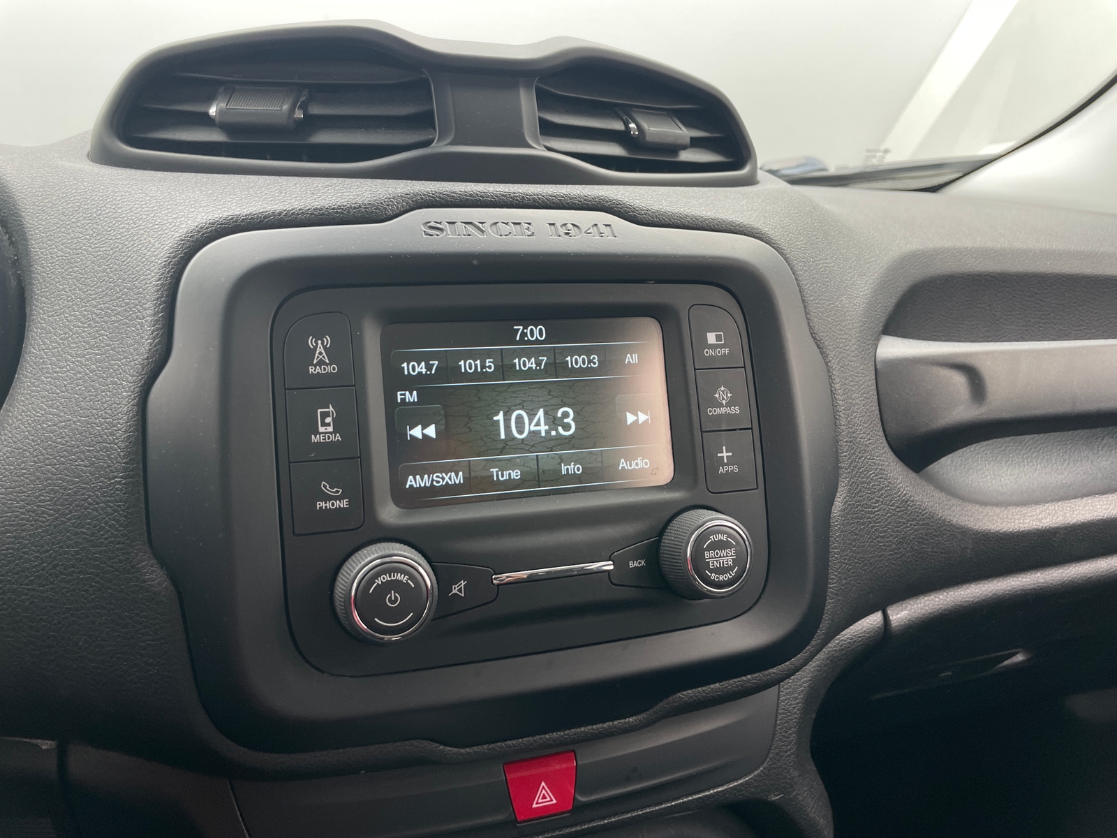 Thumbnail: 2017 Jeep Renegade - 4