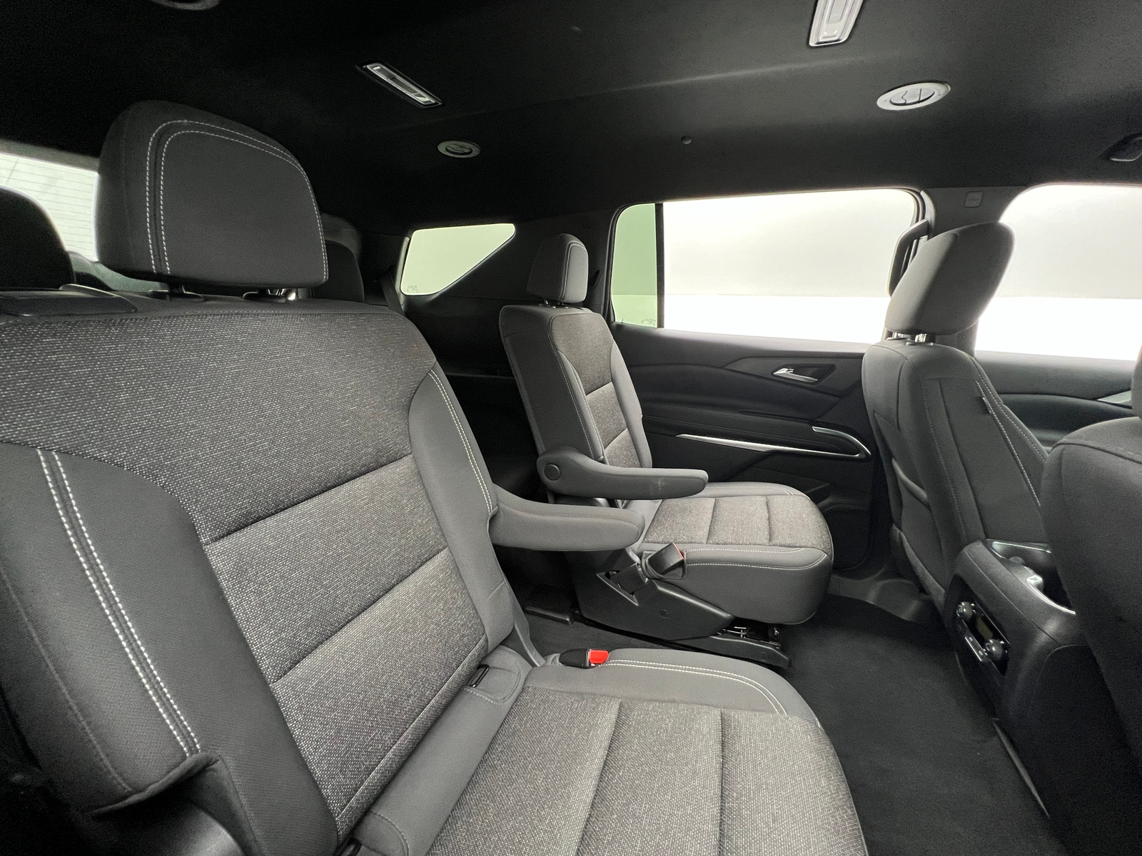 Thumbnail: 2024 Chevrolet Traverse - 6