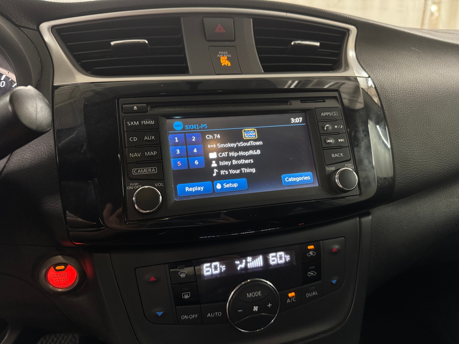 Thumbnail: 2018 Nissan Sentra - 4
