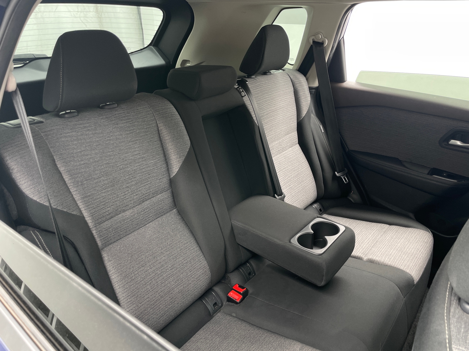 Thumbnail: 2023 Nissan Rogue - 6